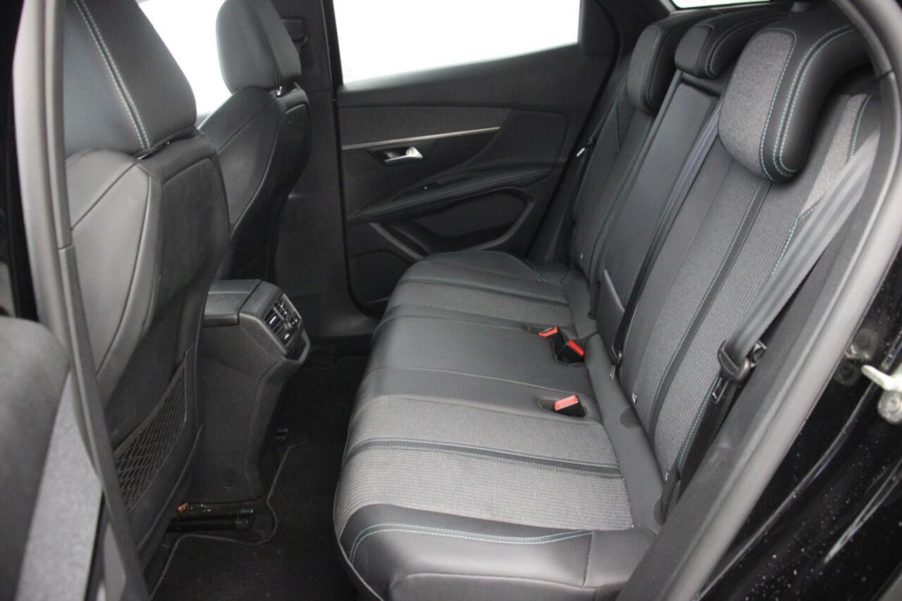 Peugeot 3008 1.2 PureTech Allure Automaat - Carplay, Camera, Half Leer, Digitaal Cockpit