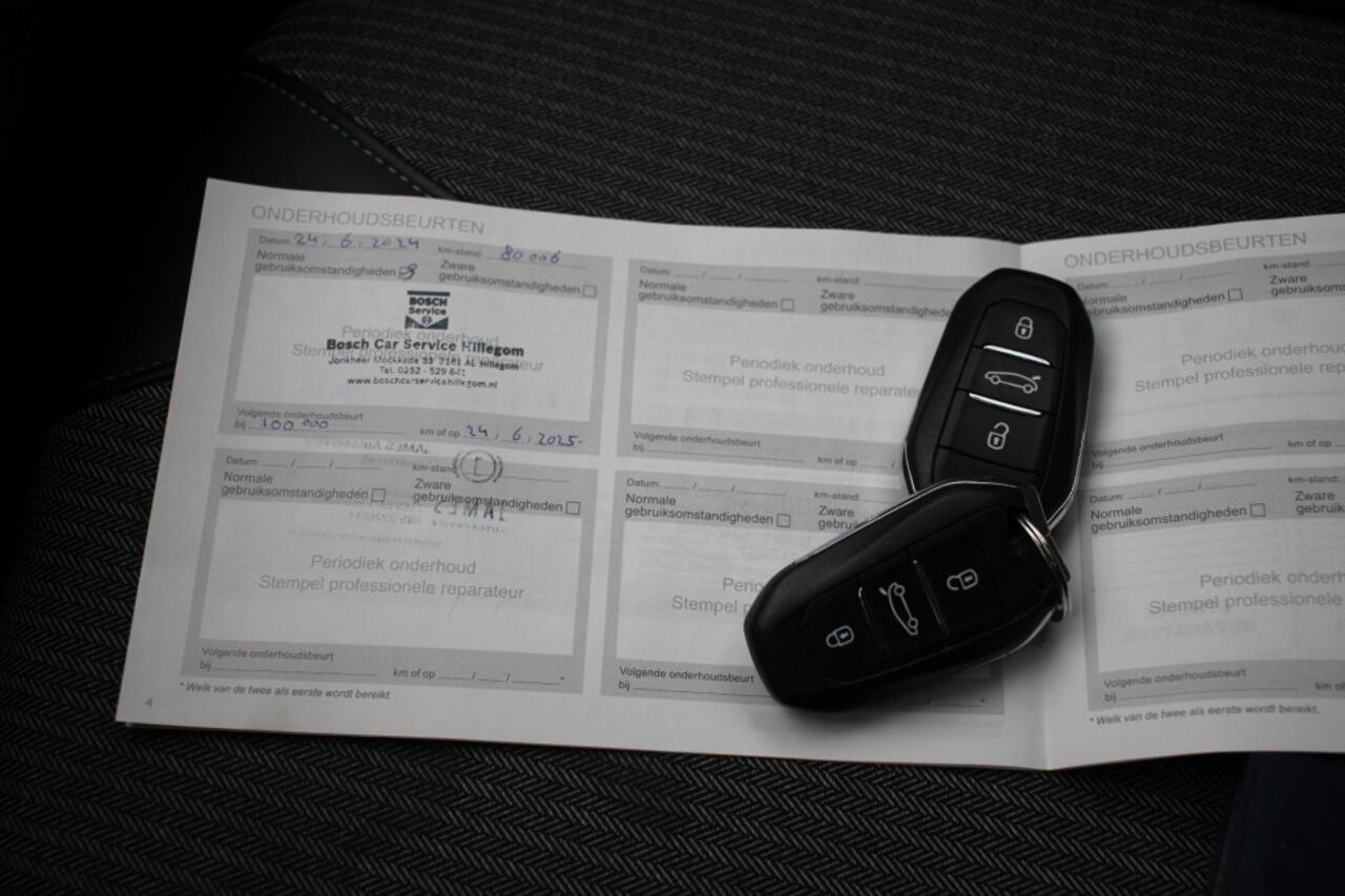 Peugeot 3008 1.2 PureTech Allure - Carplay, Navi, Camera, Cruise, Half Leer, Trekhaak