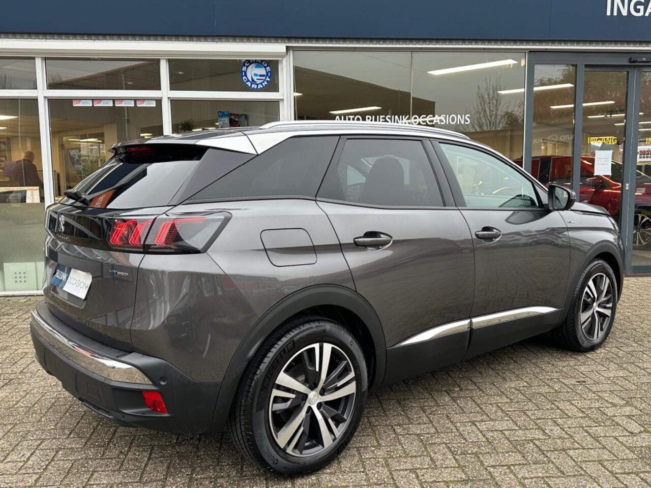 Peugeot 3008 1.6 HYBRID ALLURE TREKHAAK PHEV PLUG-IN