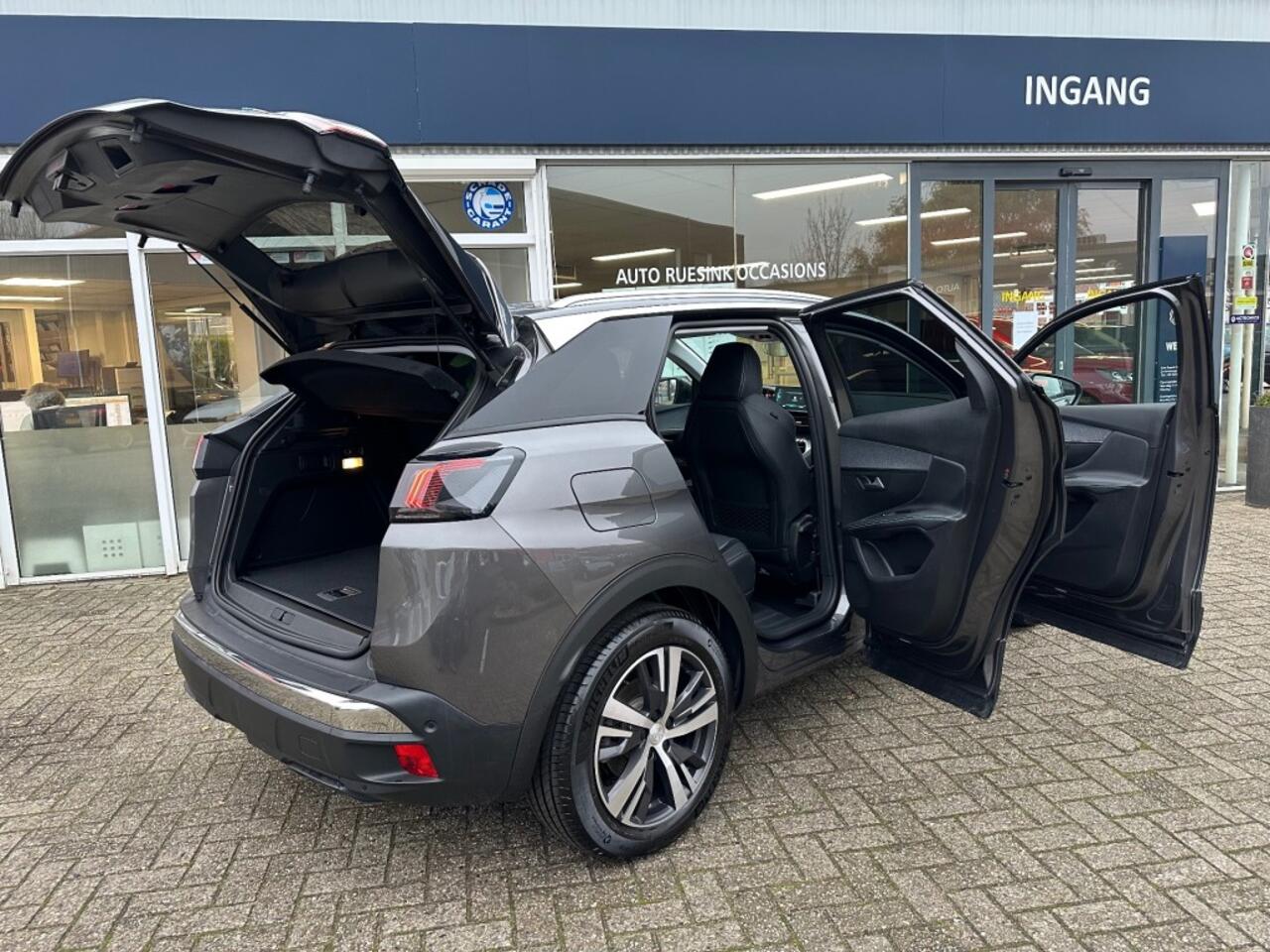 Peugeot 3008 1.6 HYBRID ALLURE TREKHAAK PHEV PLUG-IN