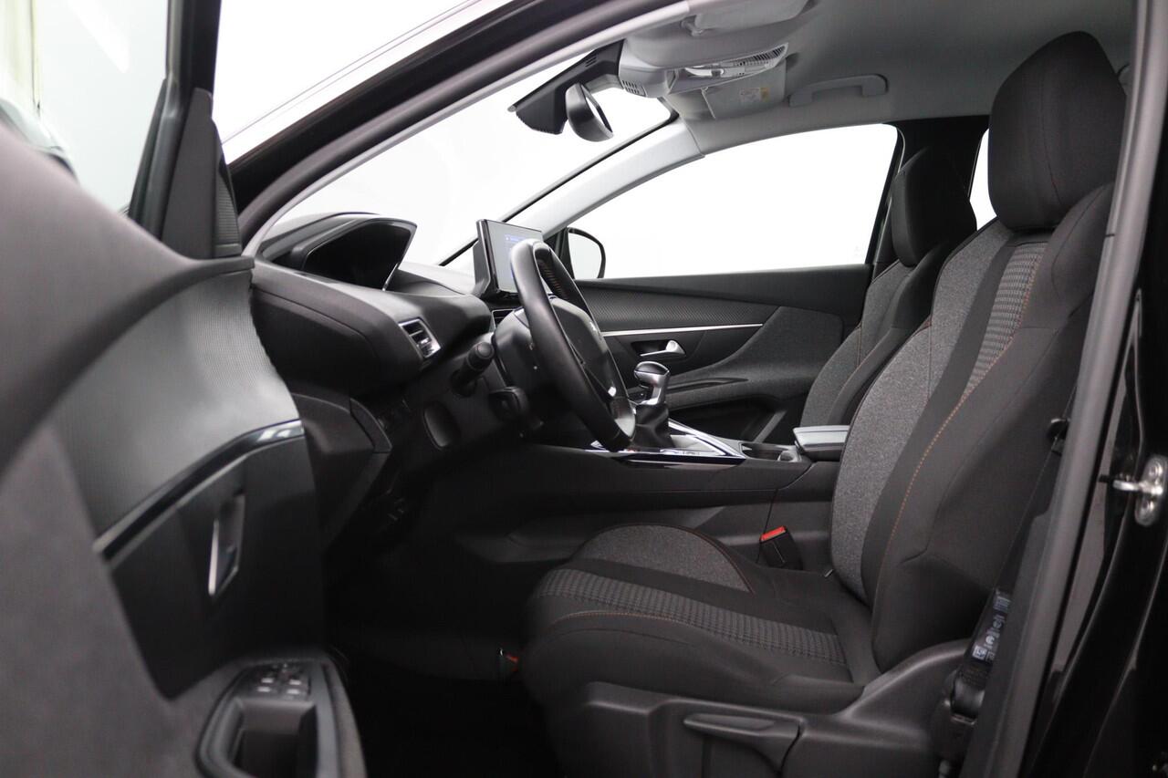 Peugeot 3008 1.2*FACELIFT*130PK*NAVI*ECC*CRUISE*CAMERA*CARPLAY*