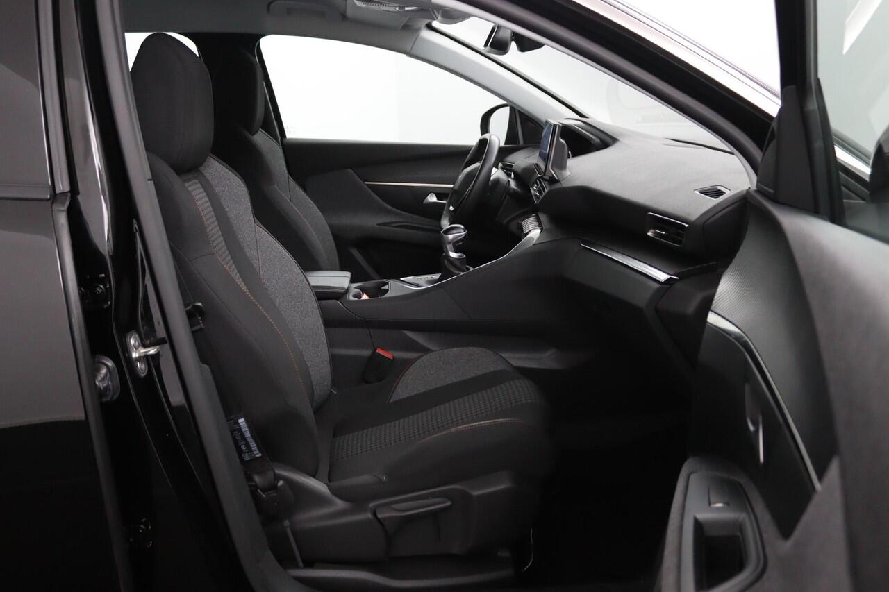 Peugeot 3008 1.2*FACELIFT*130PK*NAVI*ECC*CRUISE*CAMERA*CARPLAY*