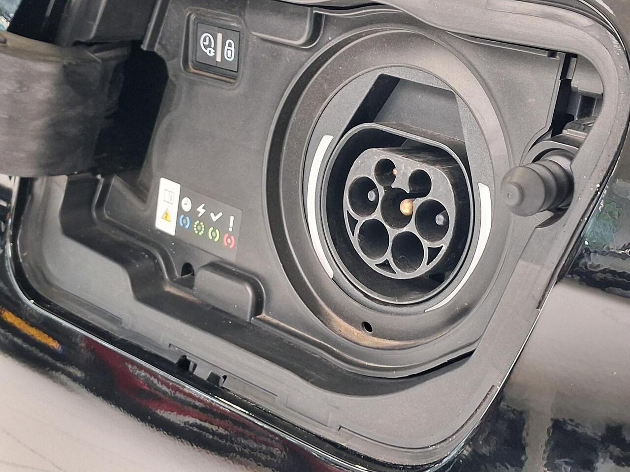 Peugeot 3008 1.6 HYbrid 225 Blue Lease GT SOH 92.5% | Automaat | Leder | Navigatie | 360° Camera | Kofferklep elektrisch | Keyless Entry |