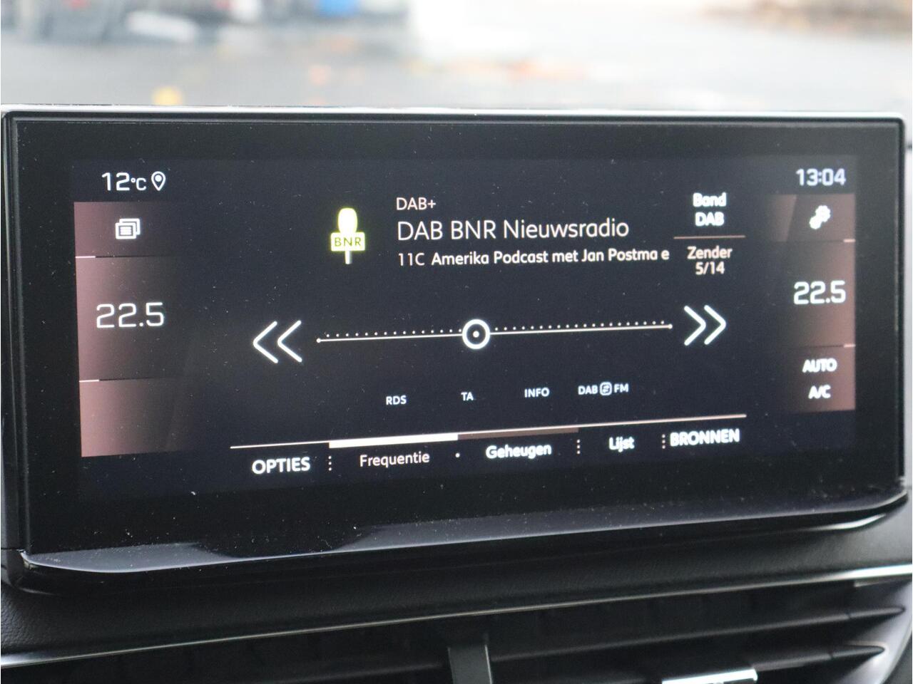 Peugeot 3008 GT 1.6 Turbo 180pk EAT8 AUTOMAAT | NIGHTVISION | SCHUIF/KANTELDAK | KEYLESS ENTRY | NAVI | CLIMA | STOELVERW. | AGR-STOELEN