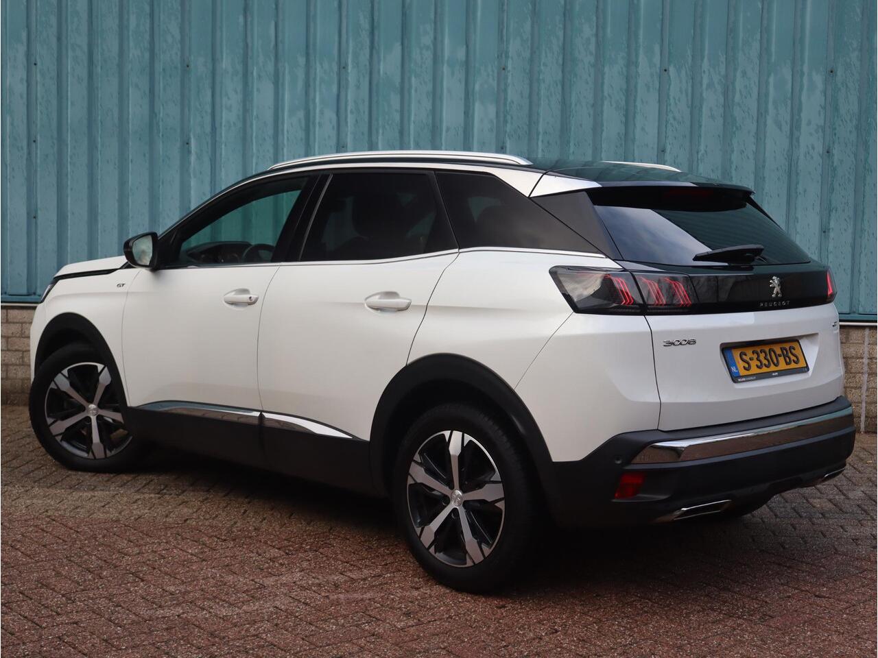 Peugeot 3008 GT 1.6 Turbo 180pk EAT8 AUTOMAAT | NIGHTVISION | SCHUIF/KANTELDAK | KEYLESS ENTRY | NAVI | CLIMA | STOELVERW. | AGR-STOELEN