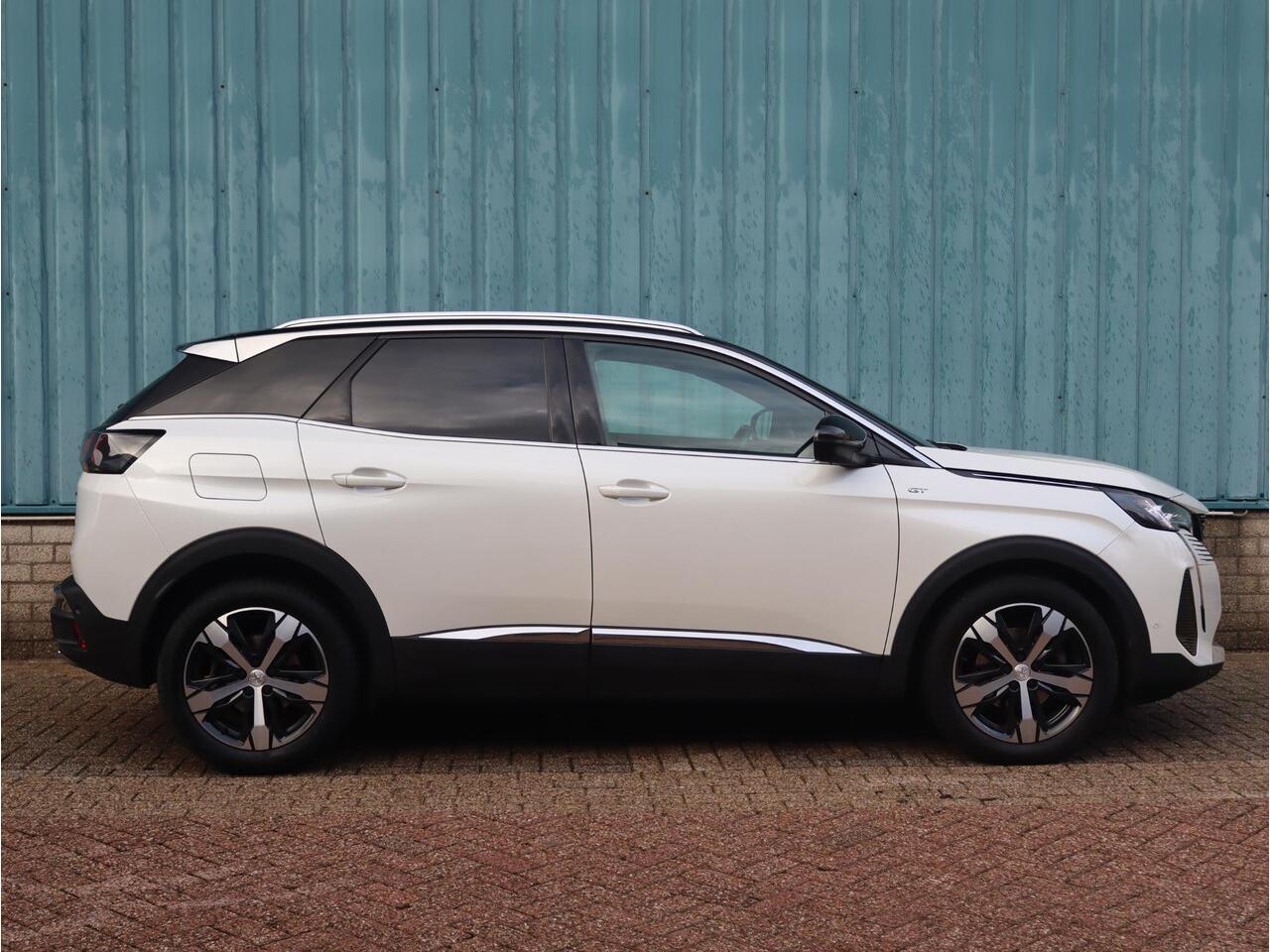 Peugeot 3008 GT 1.6 Turbo 180pk EAT8 AUTOMAAT | NIGHTVISION | SCHUIF/KANTELDAK | KEYLESS ENTRY | NAVI | CLIMA | STOELVERW. | AGR-STOELEN