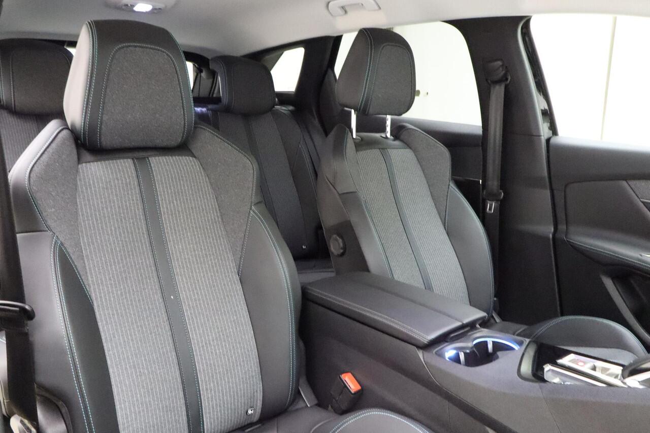 Peugeot 3008 1.2T 130pk Automaat Blue Lease Premium 130pk | Automaat | Navigatie | Climate Control | Elektrische Achterklep | Camera | 1e Eigenaar | Dealeronderhouden | Cruise Control
