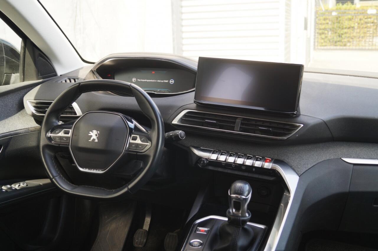 Peugeot 3008 1.2 PureTech Blue Lease Allure -NAVI-ECC-