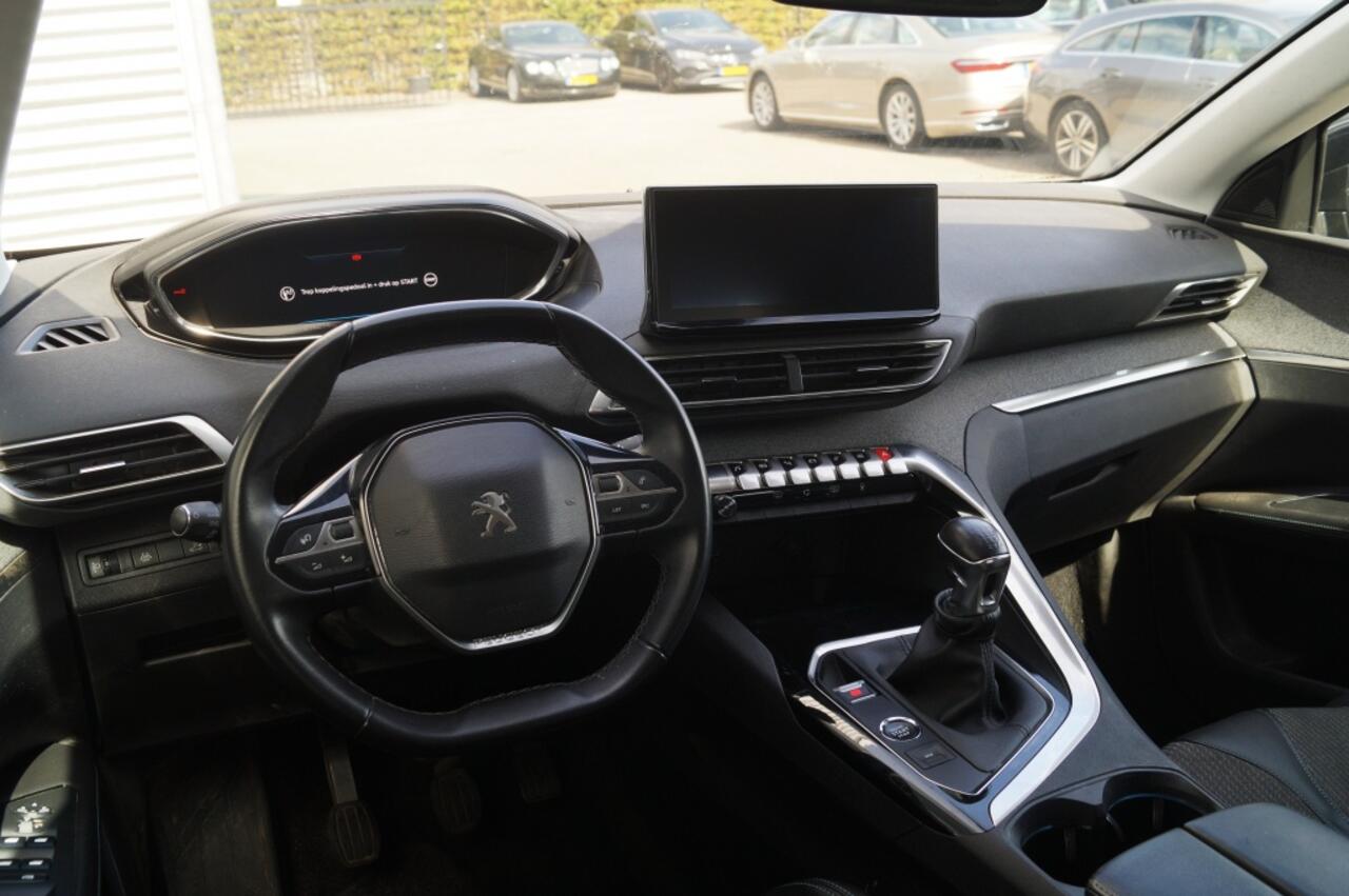 Peugeot 3008 1.2 PureTech Blue Lease Allure -NAVI-ECC-