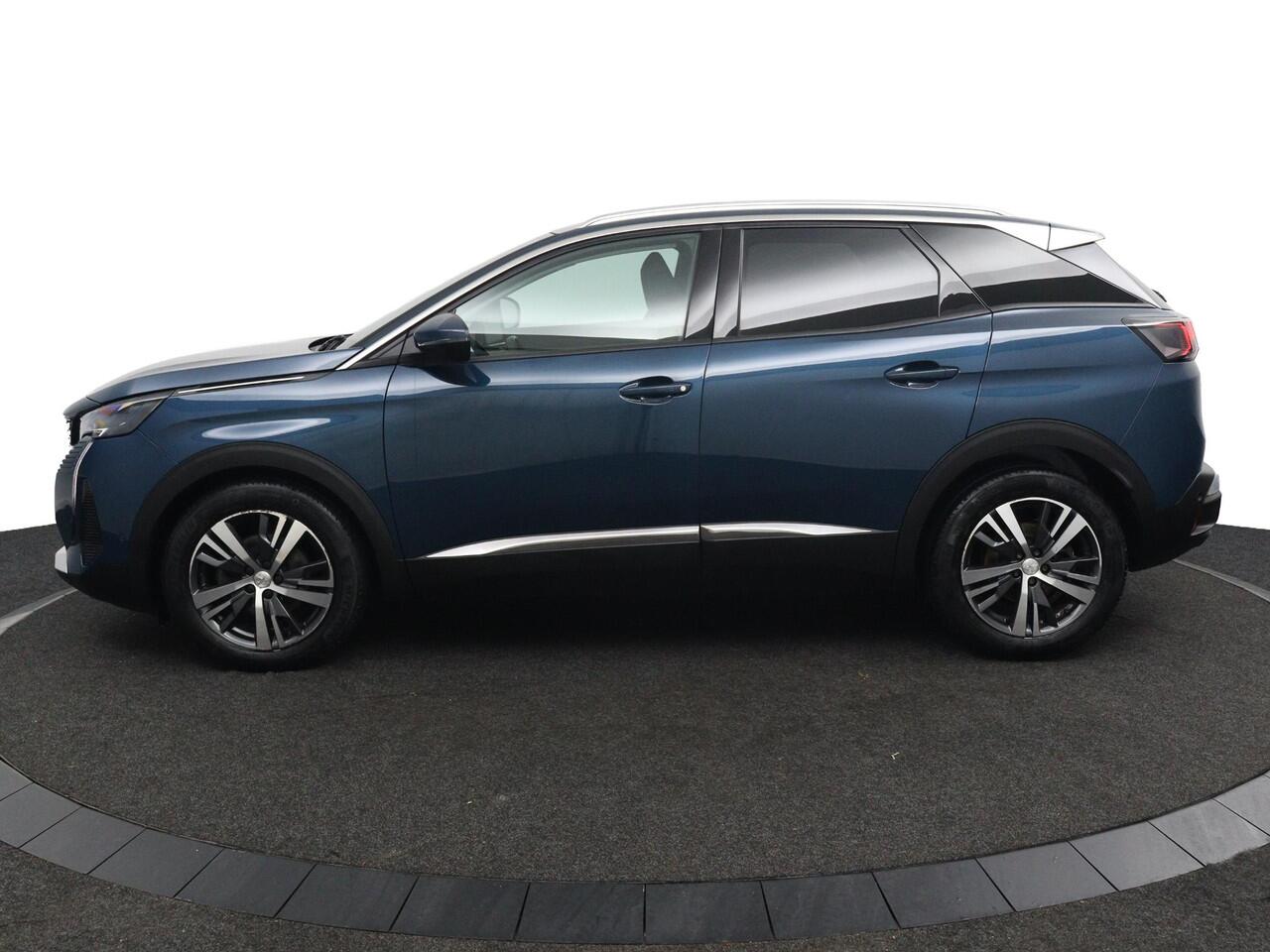 Peugeot 3008 1.2*FACELIFT*CARPLAY*130PK*ECC*CRUISE*NAVI*CAMERA*