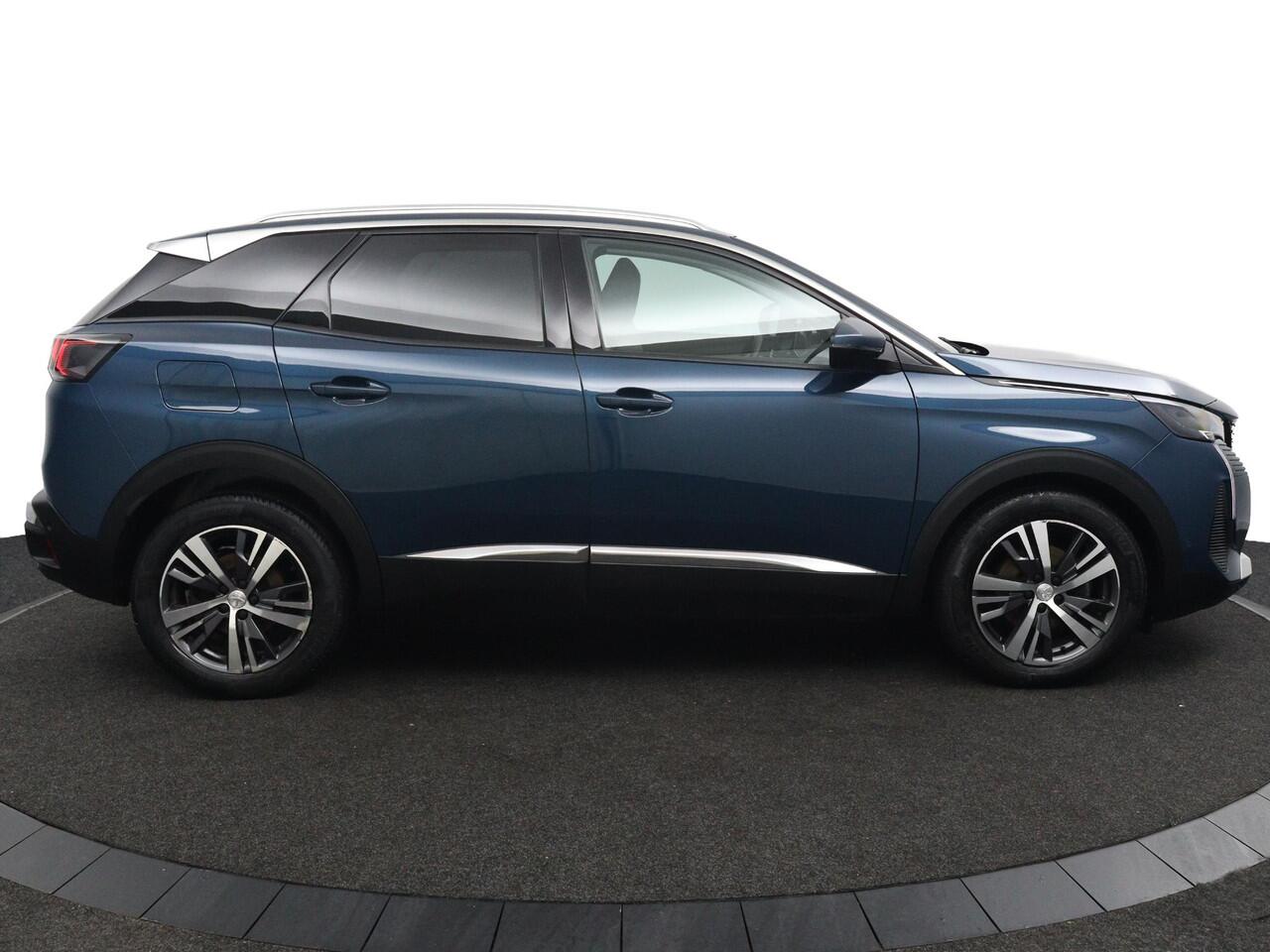 Peugeot 3008 1.2*FACELIFT*CARPLAY*130PK*ECC*CRUISE*NAVI*CAMERA*