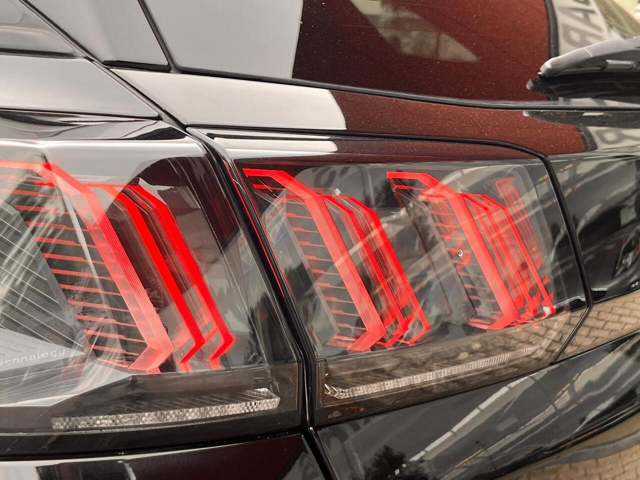 Peugeot 3008 1.6 HYbrid Allure 225pk Automaat | Navi | LED | Camera | (occasion)