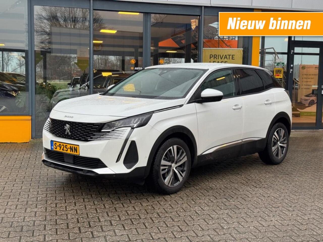 Peugeot 3008 1.2 Puere Tech Allure