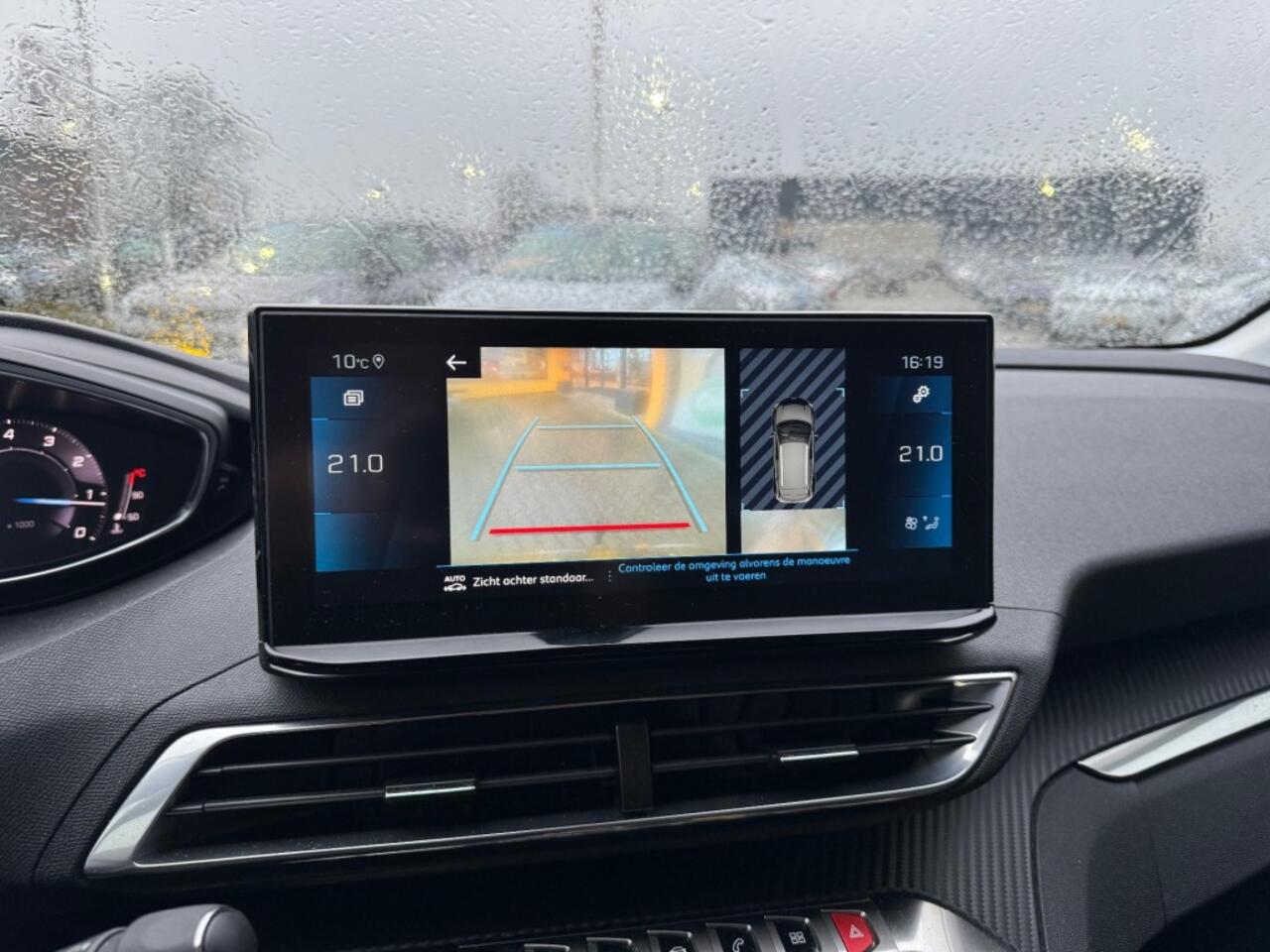 Peugeot 3008 1.2 Puere Tech Allure