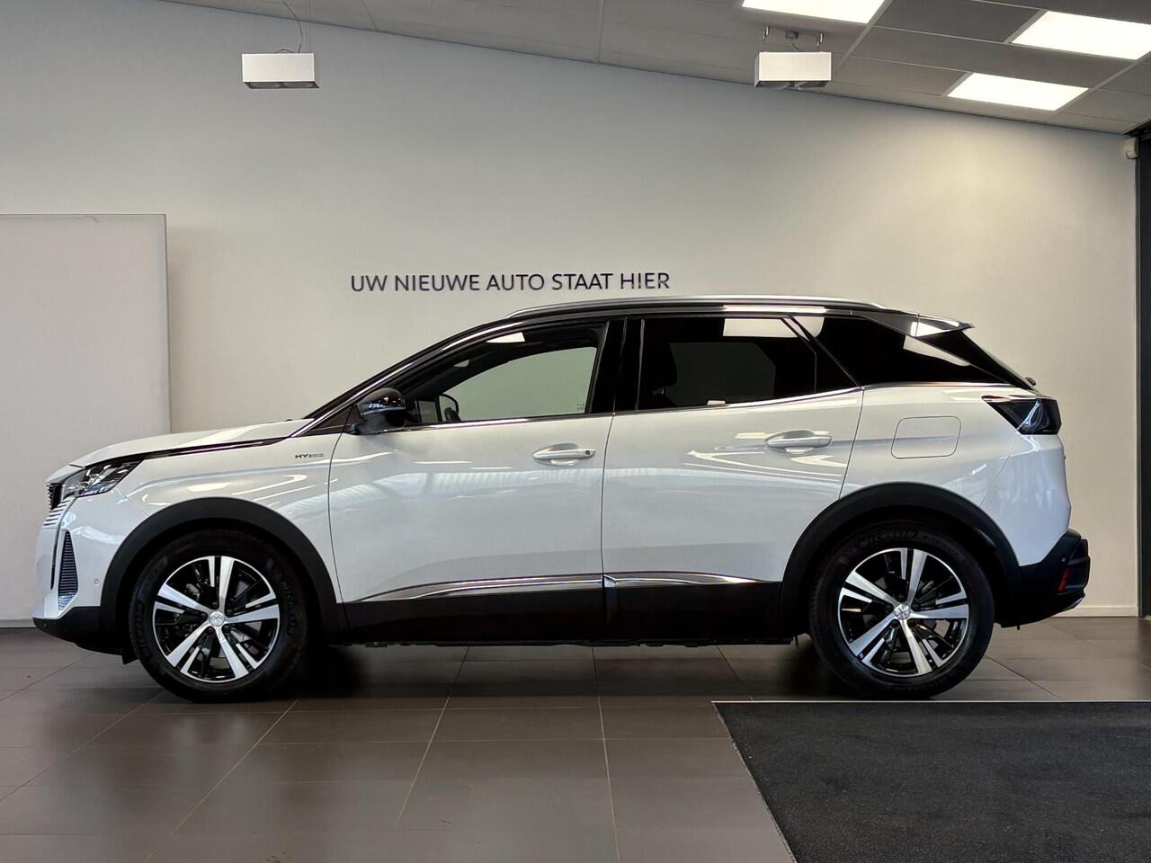 Peugeot 3008 GT 1.6 PHEV HYbrid 225pk e-EAT8 | SCHUIF/KANTELDAK | NAPPA LEDER | FOCAL HIFI | KEYLESS ENTRY | MASSAGE | STOELVERW. | CAMERA