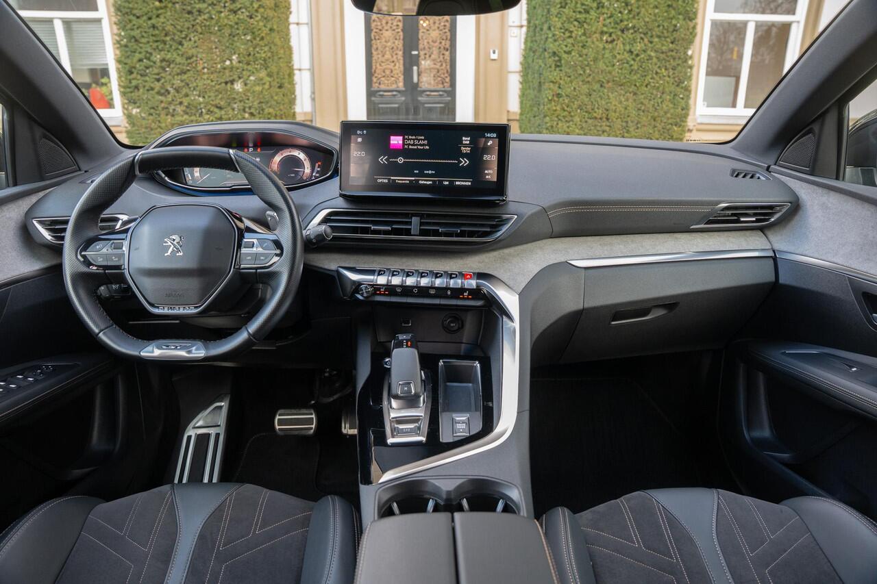 Peugeot 3008 1.6 PureTech GT ADAPTIVE | CAMERA | KEYLESS | CARPLAY | 1E EIGN