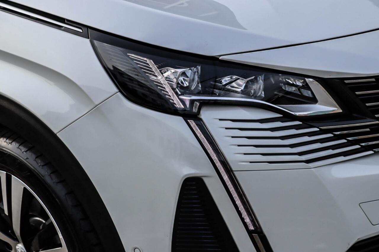 Peugeot 3008 Hybrid 225 GT PACK Pano l Leder/Alcantara | Camera l Adaptive Cr