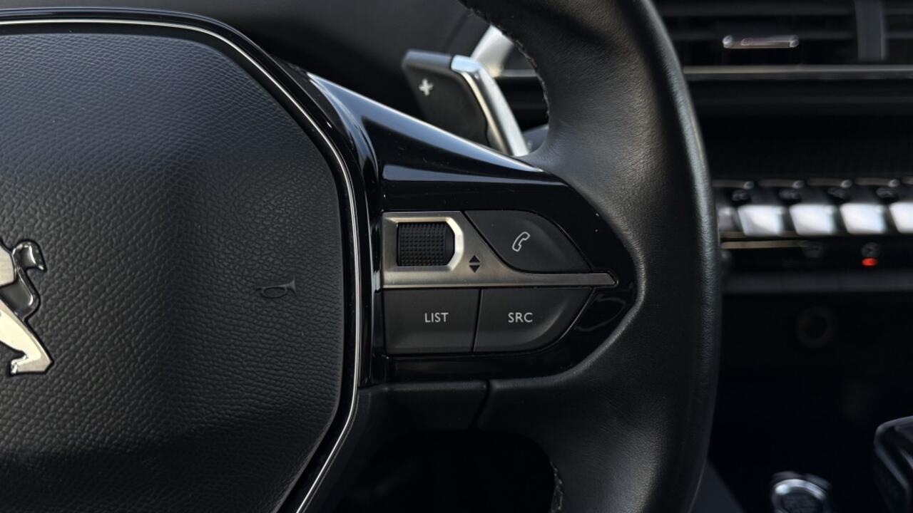 Peugeot 3008 1.6 HYbrid BL Allure | Navi | Camera