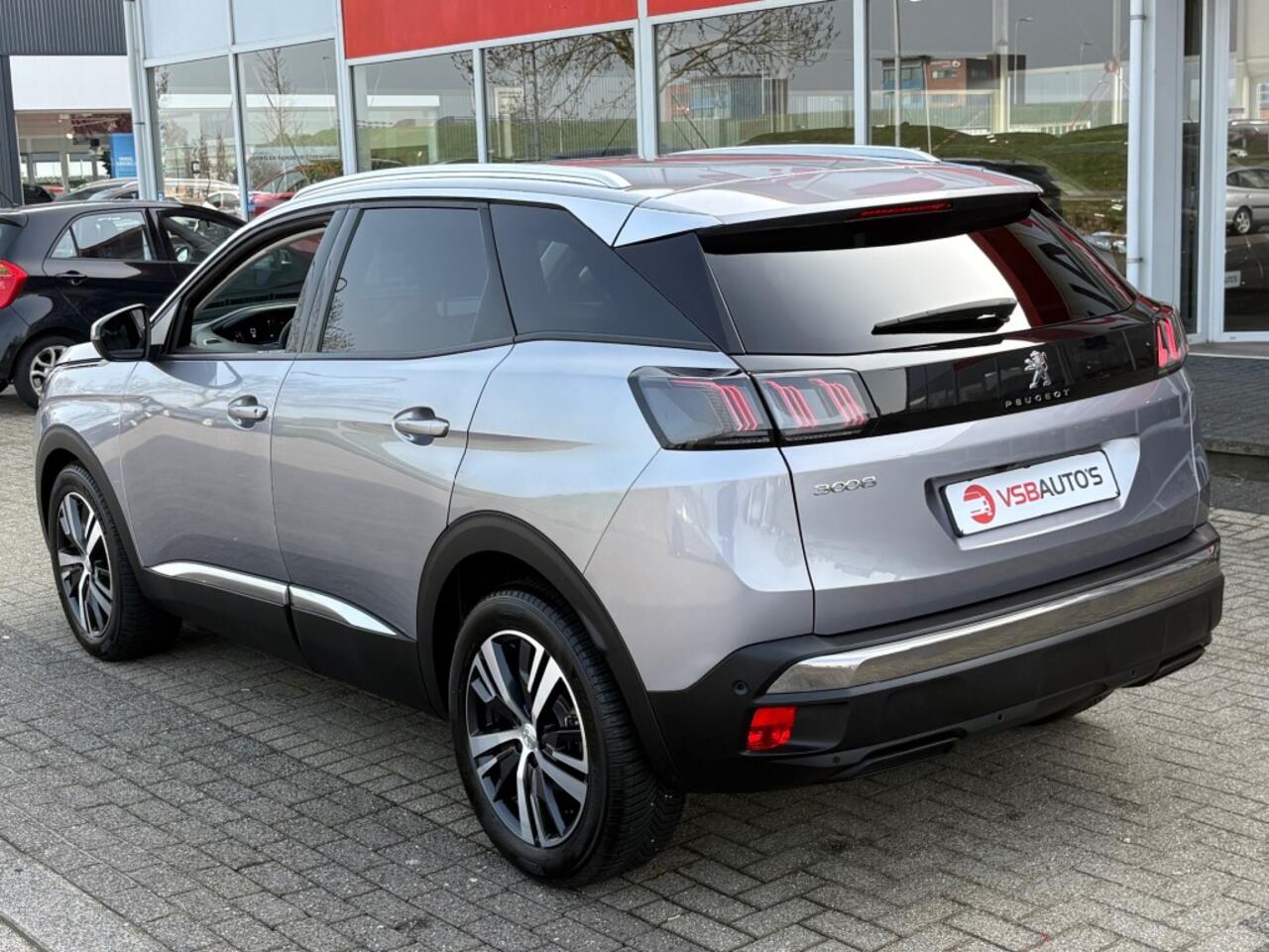 Peugeot 3008 1.2 PURETECH 130PK AUT. ALLURE FACELIFT NAVI CAMERA CARPLAY AIRCO LMV PDC