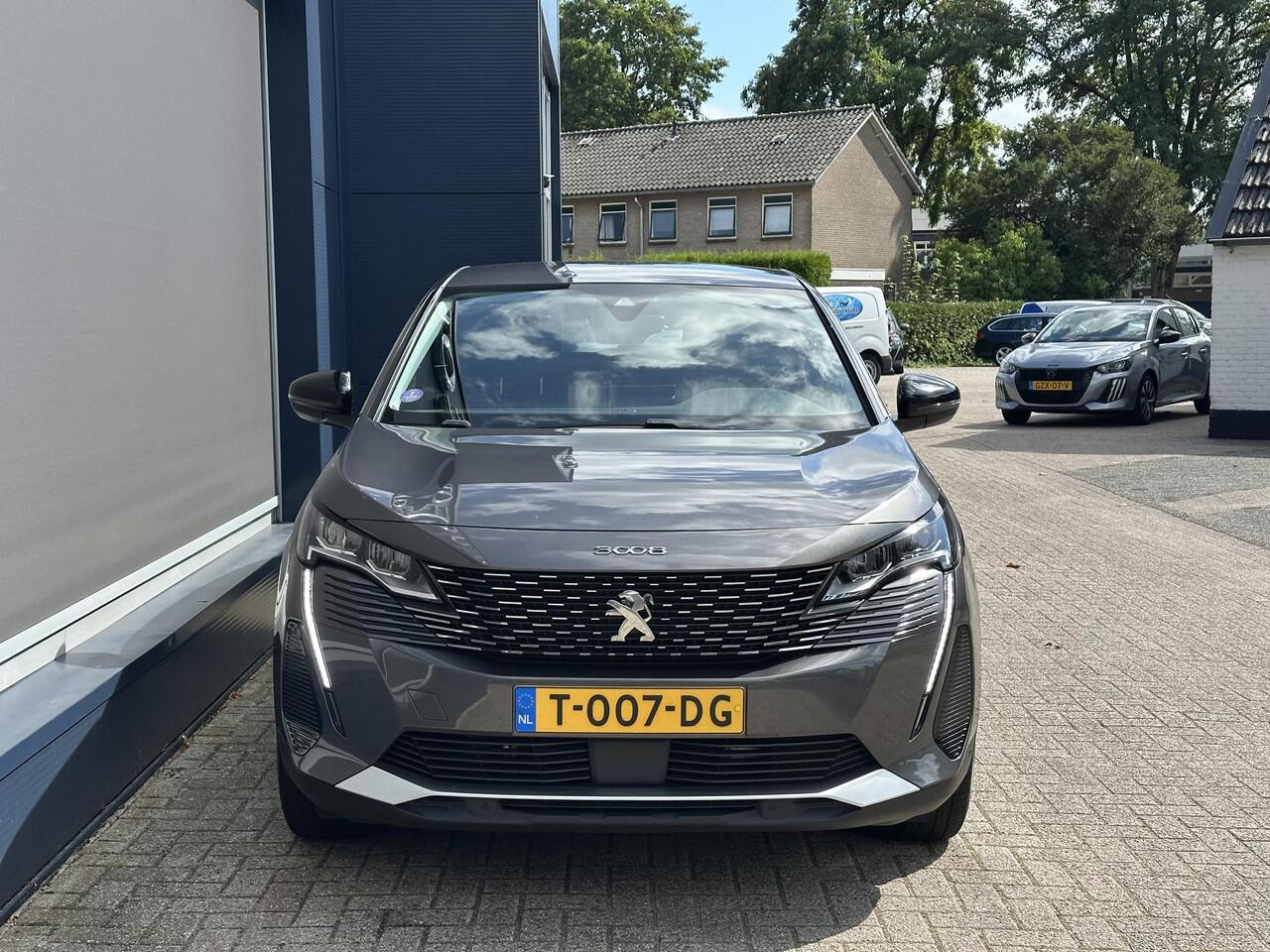 Peugeot 3008 1.6 HYbrid 225 Allure Pack Business Automaat | 1e Eigenaarsauto met slechts 38.250 KM | Navigatie | Camera | Stoelverwarming | Climate Control | Keyless Entry | Cruise Control | LED Verlichting | Hoge Zitpositie | Digitaal Dashboard | Plug-In Hybride |