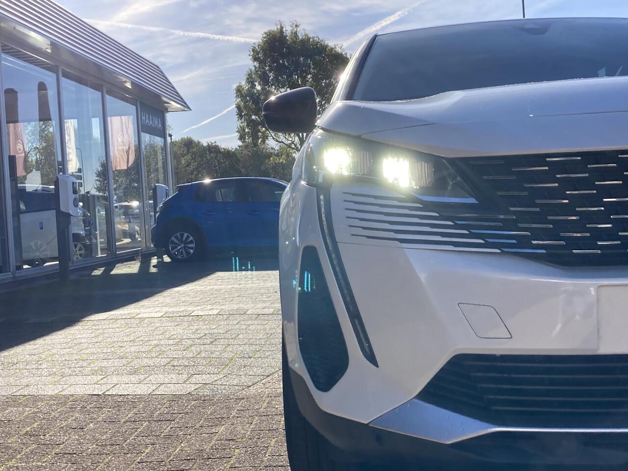 Peugeot 3008 1.6 PureTech GT | Apple carplay/Android auto | Navigatie | Keyless entry | Trekhaak | Stoelverwarming | Camera | Climate controp |Lichtmetalen velgen 18'' |