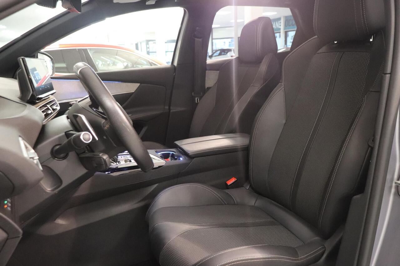 Peugeot 3008 1.6 HYbrid4 300 Blue Lease GT | Rondomzicht camera | Adaptieve cruisecontrol | Smartphone intergratie | LED koplampen | Panoramadak |