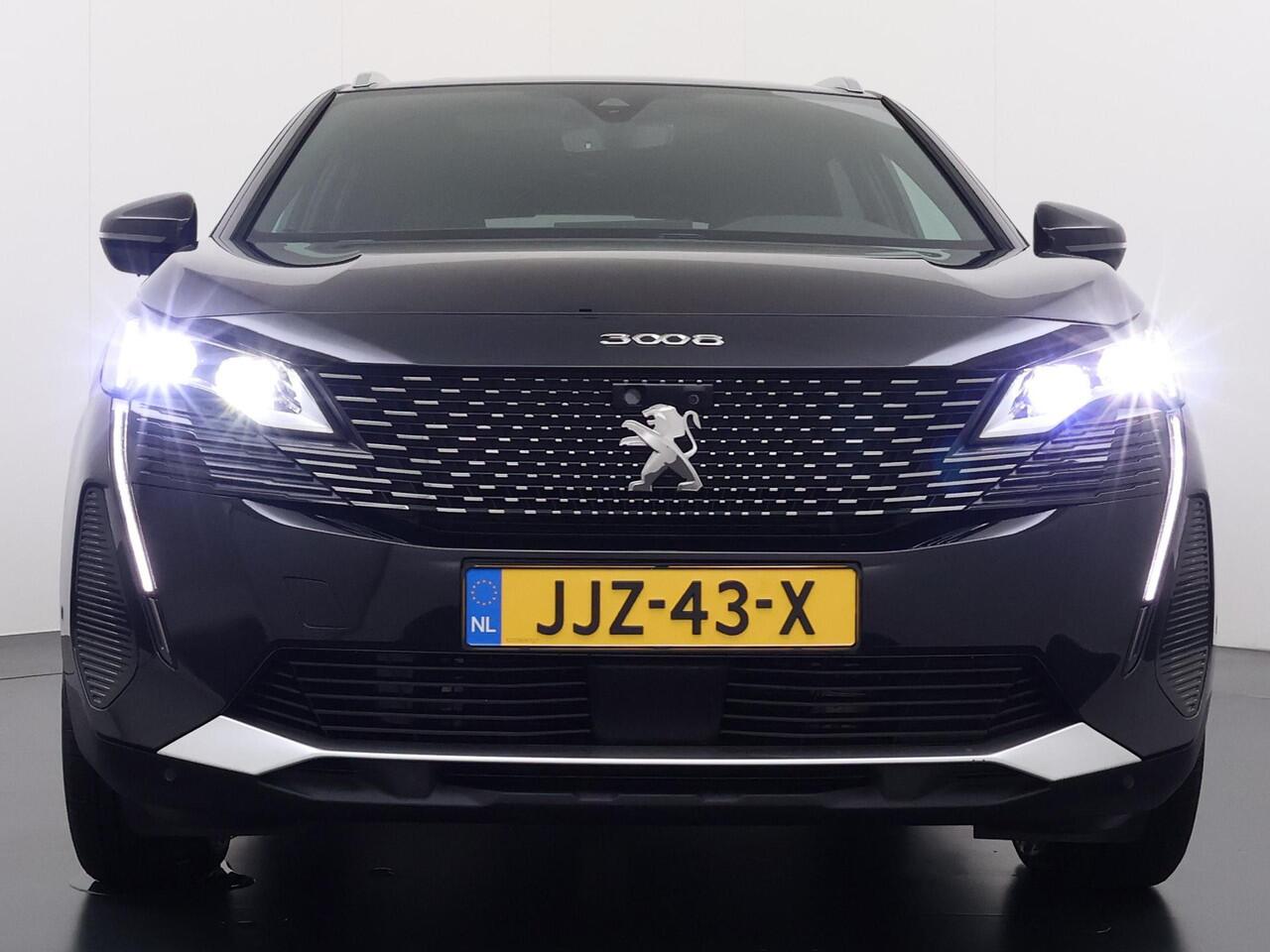 Peugeot 3008 1.6 HYbrid4 300 GT VAN: ¤30.900,- VOOR: ¤27.877,- UW EINDEJAARSVOORDEEL: ¤3.023 | COMPLETE AUTO| PANO| ELEK. ACHTERKLEP| TREKHAAK| ELEK. STOEL + MASSAGE| FOCAL AUDIO| CAMERA ACHTER + VOOR| STOELVERWARMING| ADAP. CRUISE