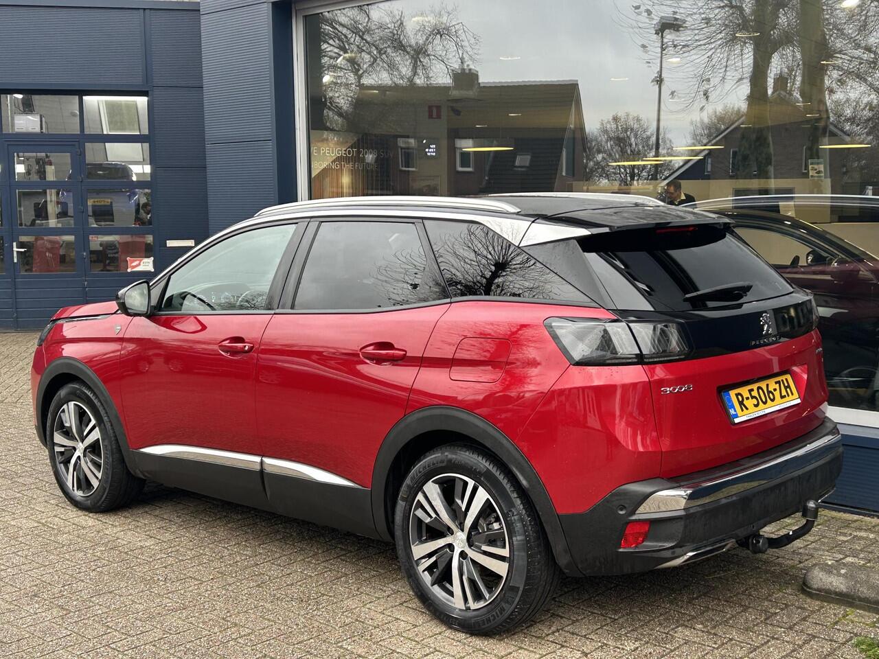 Peugeot 3008 1.6 HYbrid 225 PK Road Trip | Trekhaak 1250KG | Navigatie | Stoelverwarming | Plug-In Hybride tot 55 KM Elektrisch Rijden | Dodehoek detectie | Cruise Control | Parkeercamera | Keyless Entry | LED Verlichting | Parkeersensoren V+A | Hoge Zitpositie |