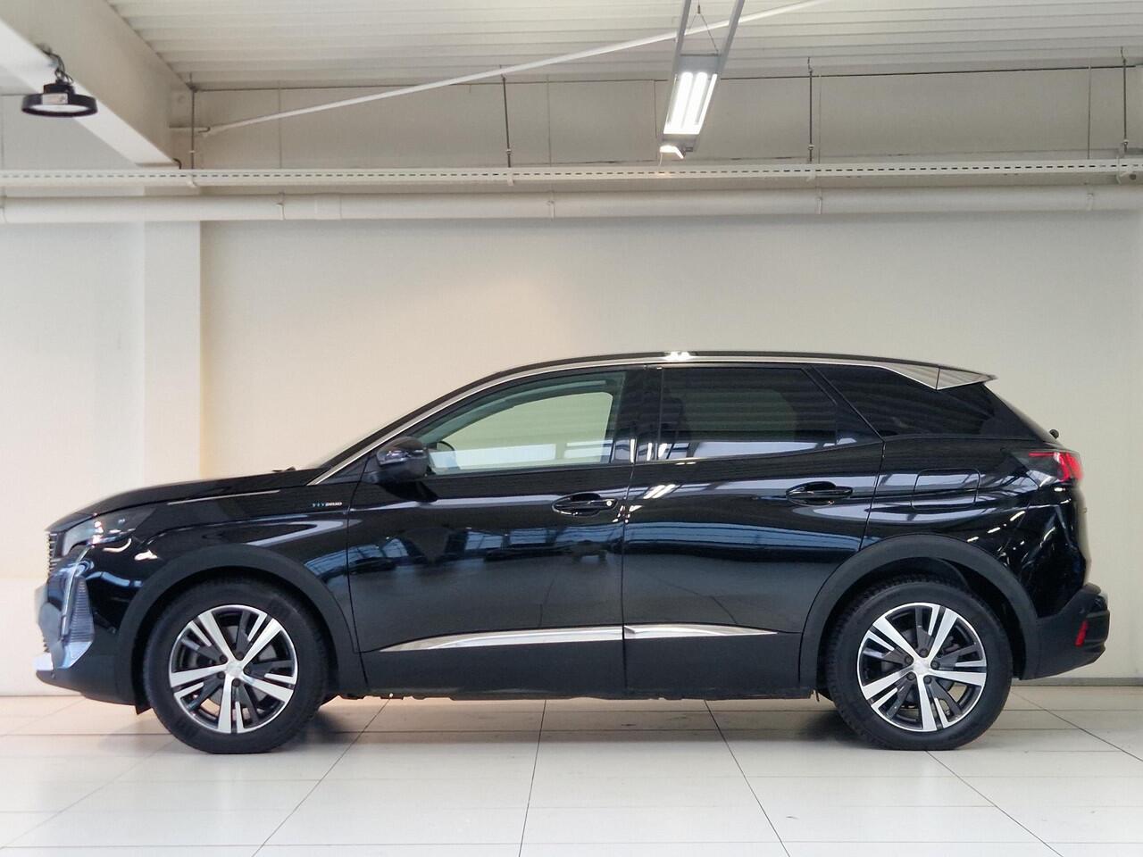 Peugeot 3008 1.6 Plug-in-Hybrid 225pk Allure SOH 94,6% | Automaat | Navigatie | Achteruitrijcamera | Cruise Control | Apple Carplay/Android Auto