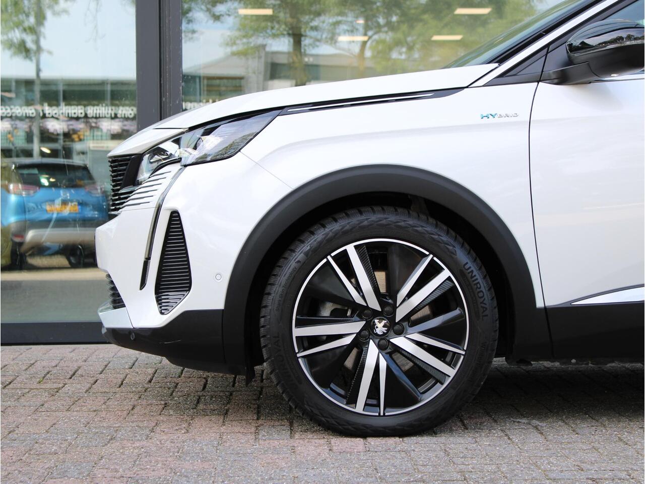 Peugeot 3008 1.6 HYbrid 225 GT Pack Business | Navi / Focal / Camera