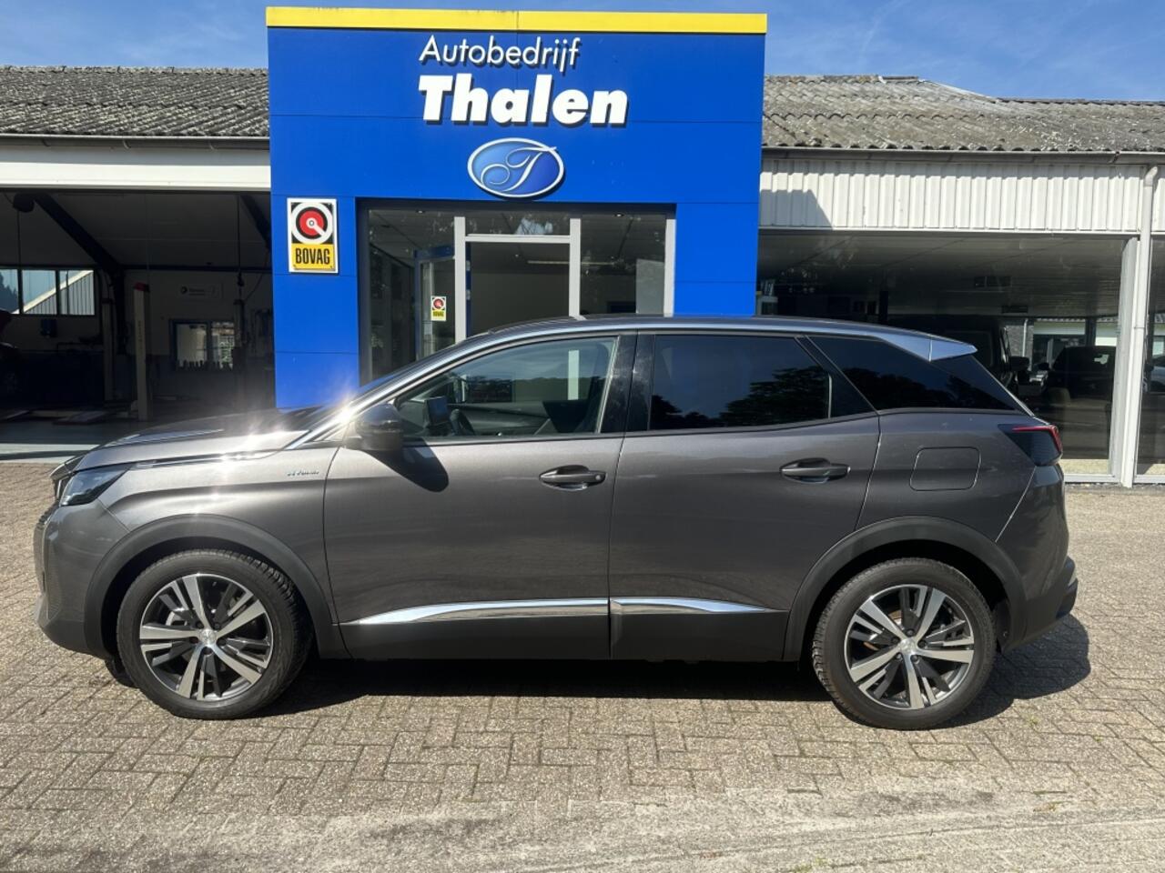 Peugeot 3008 1.6 HYbrid BL Allure