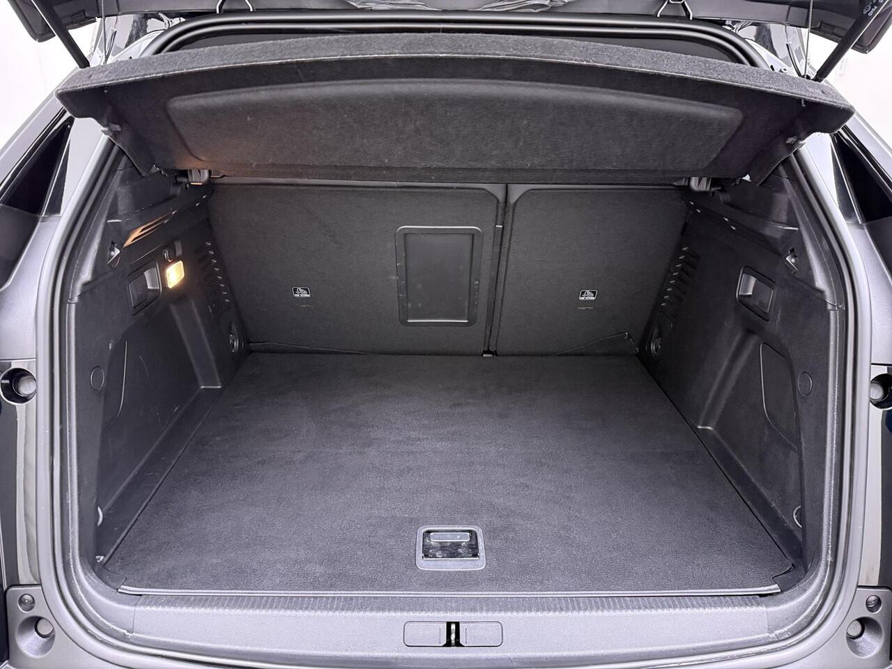 Peugeot 3008 1.6 HYbrid4 300 GT PHEV|300PK!! | PANO| ADAPTIVE CRUISE CONTROL| CAMERA| RIJKLAARPRIJS INCL .12 MND BOVAG GARANTIE