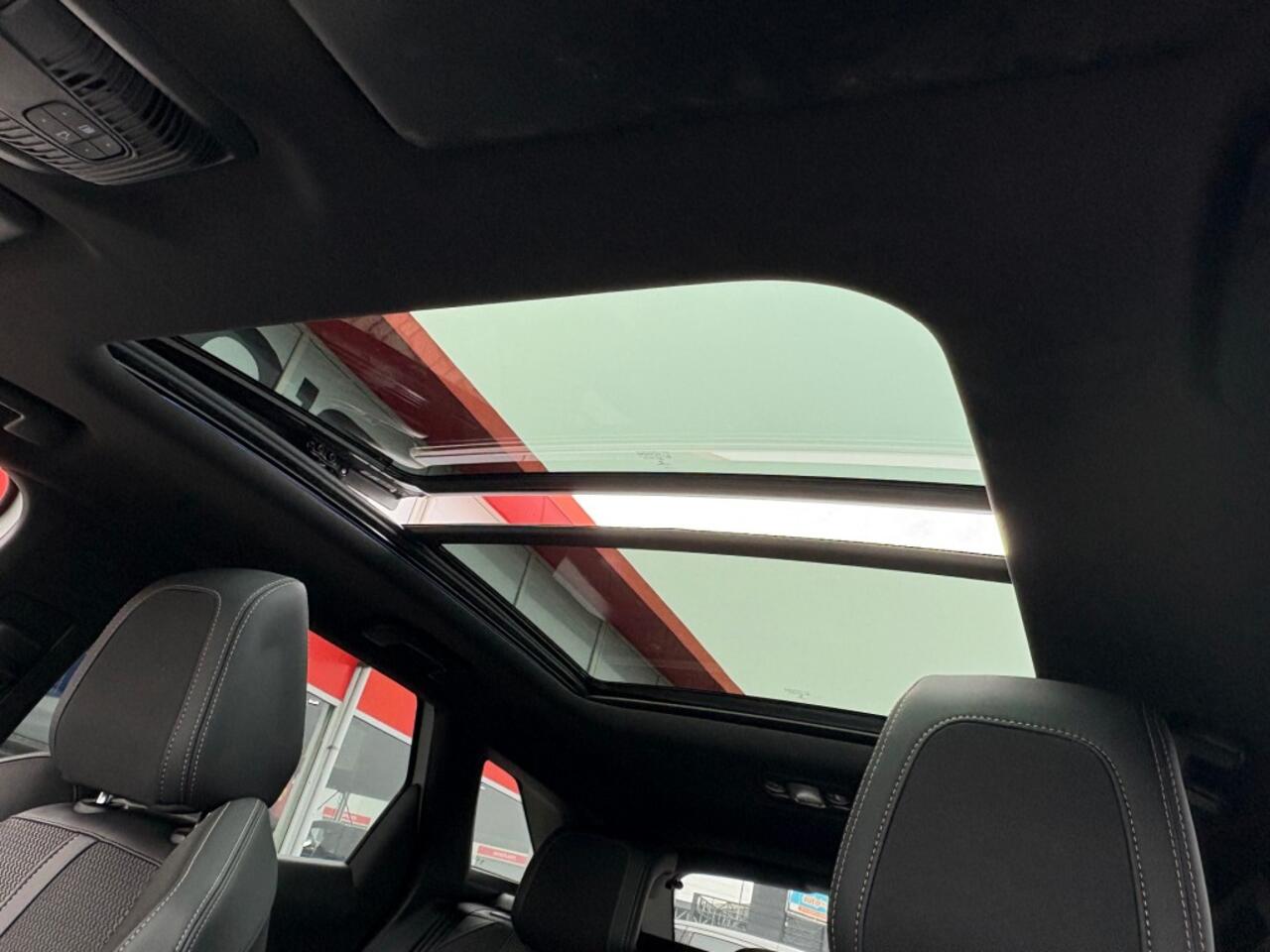 Peugeot 3008 1.6 HYBRID 225PK PHEV GT AUT. PANO-DAK NAVI CAMERA CARPLAY AIRCO LMV PDC