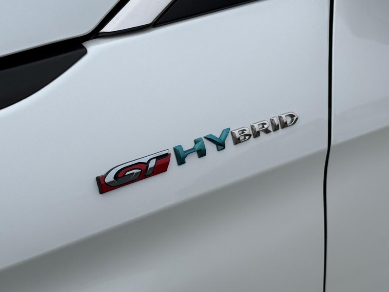 Peugeot 3008 1.6 HYBRID 225PK PHEV GT AUT. PANO-DAK NAVI CAMERA CARPLAY AIRCO LMV PDC