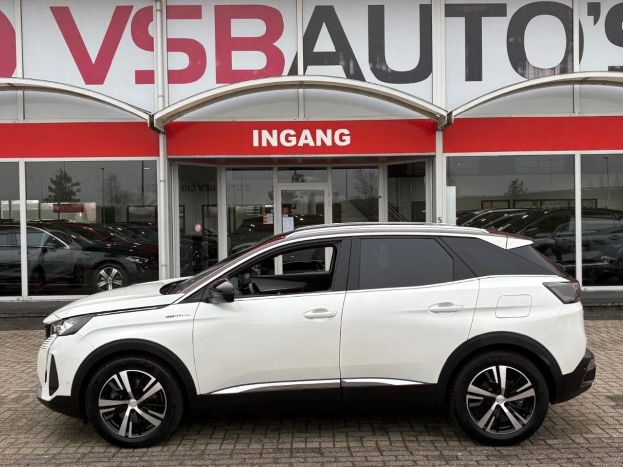 Peugeot 3008 1.6 HYBRID 225PK PHEV GT AUT. PANO-DAK NAVI CAMERA CARPLAY AIRCO LMV PDC