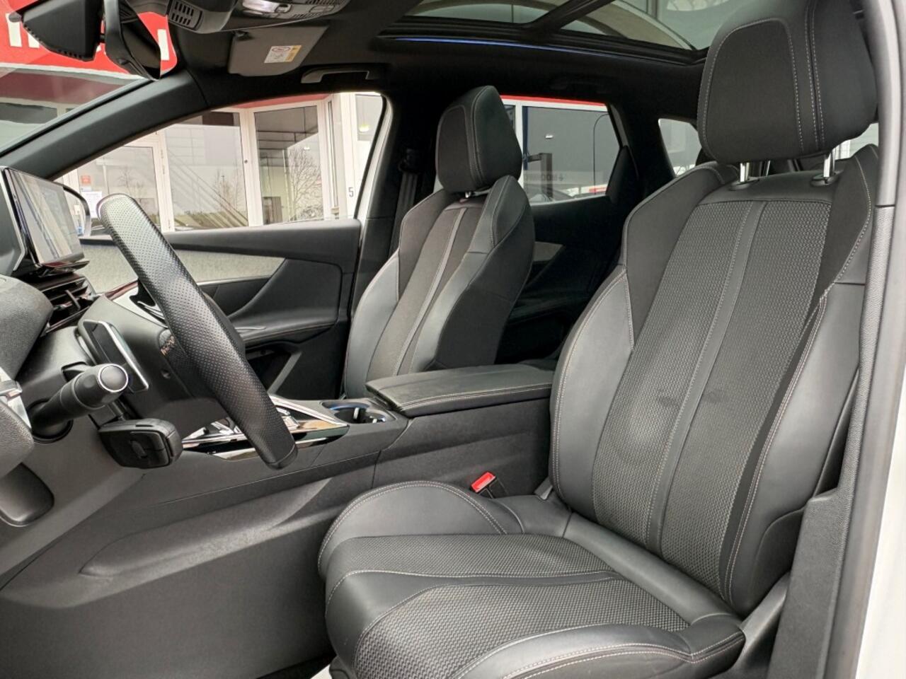 Peugeot 3008 1.6 HYBRID 225PK PHEV GT AUT. PANO-DAK NAVI CAMERA CARPLAY AIRCO LMV PDC