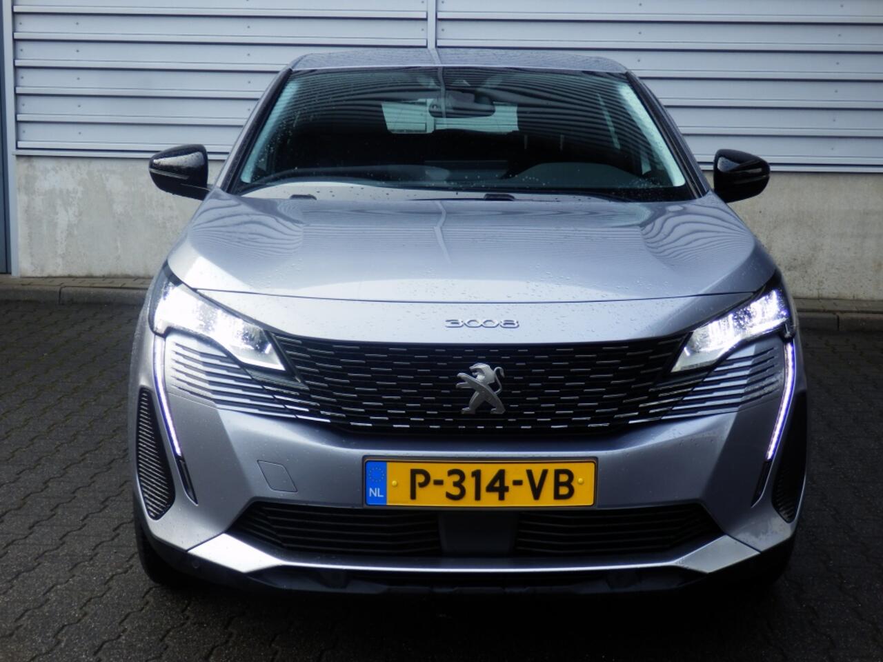 Peugeot 3008 1.2 Pure Tech Pack Business I Carplay I Nav. I Trekhaak I
