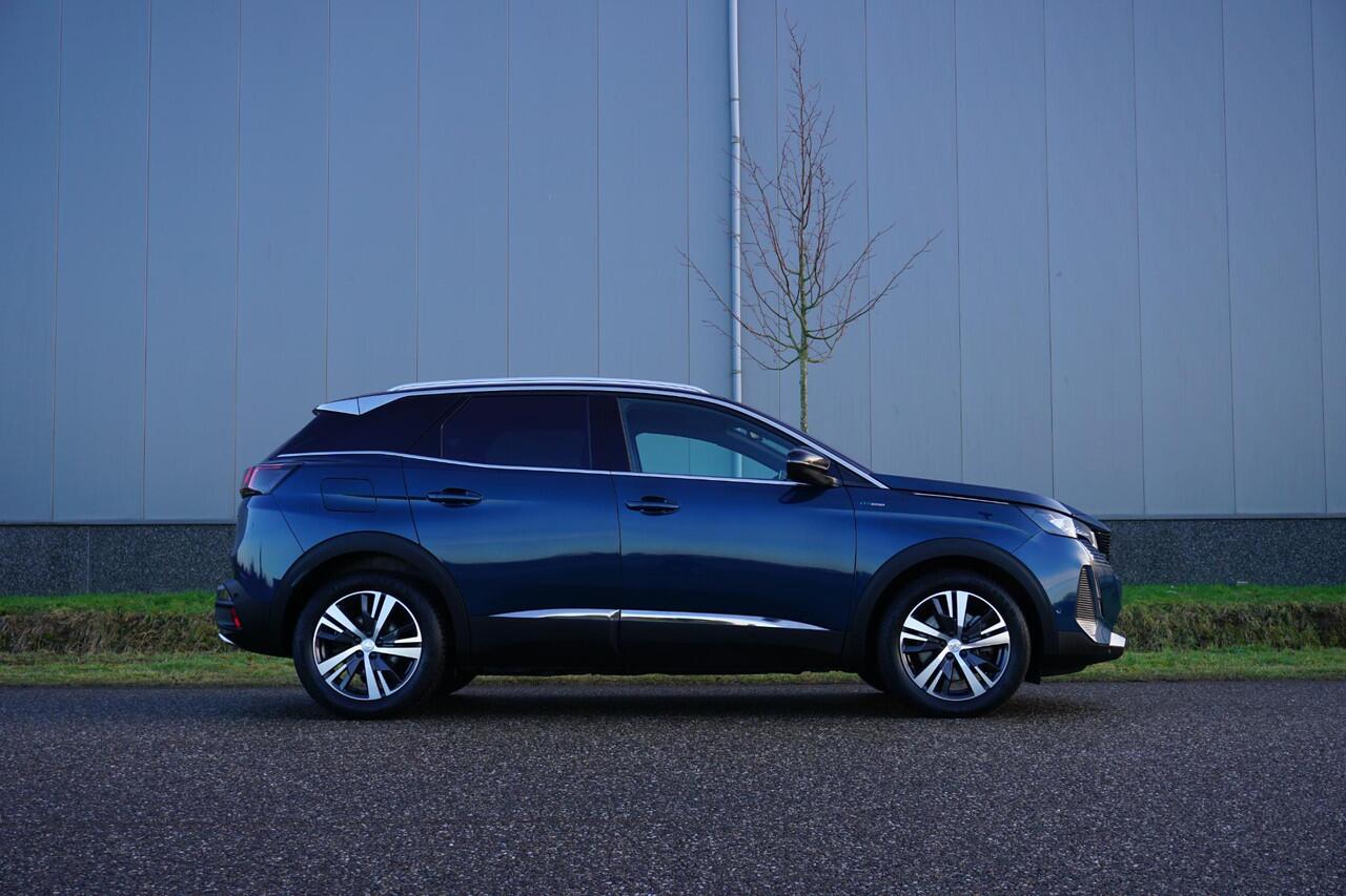 Peugeot 3008 1.6 HYbrid 225 GT |Camera |Adaptive Cruise |Navi |Carplay |Full LED verlichting |LM-velgen |Climate control |Dakrails |Mooie auto |1e eigenaar