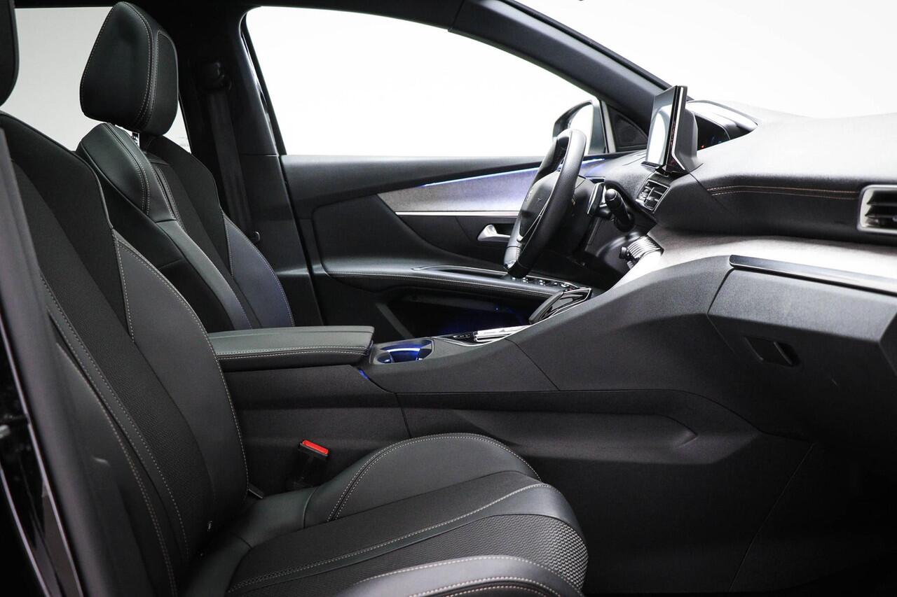 Peugeot 3008 1.6 HYbrid4 300 GT Pack Business | PANORAMADAK | SFEERVERLICHTING | HALF LEDER | DAB | APPLE | CAMERA