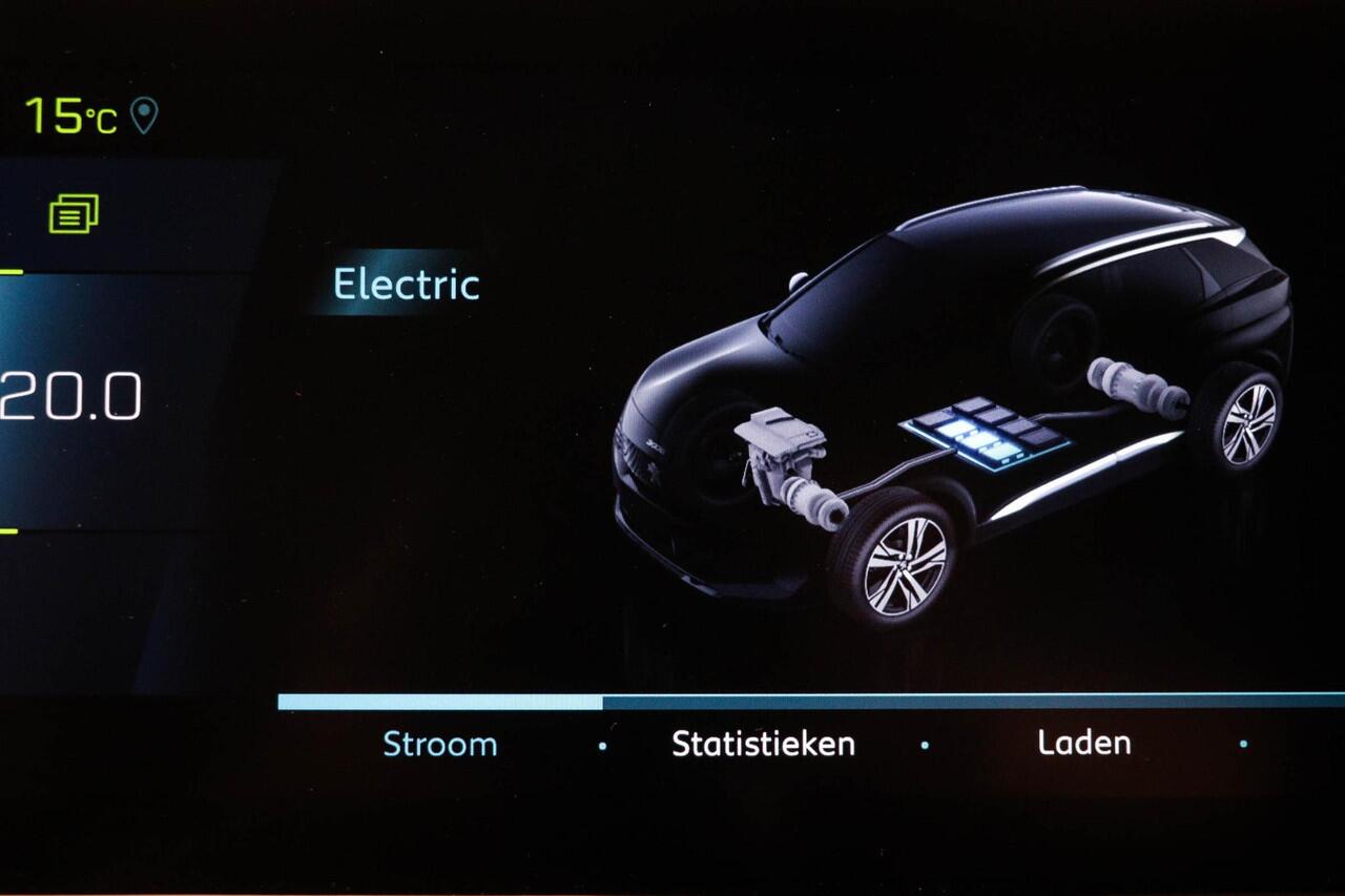 Peugeot 3008 1.6 HYbrid4 300 GT Pack Business | PANORAMADAK | SFEERVERLICHTING | HALF LEDER | DAB | APPLE | CAMERA