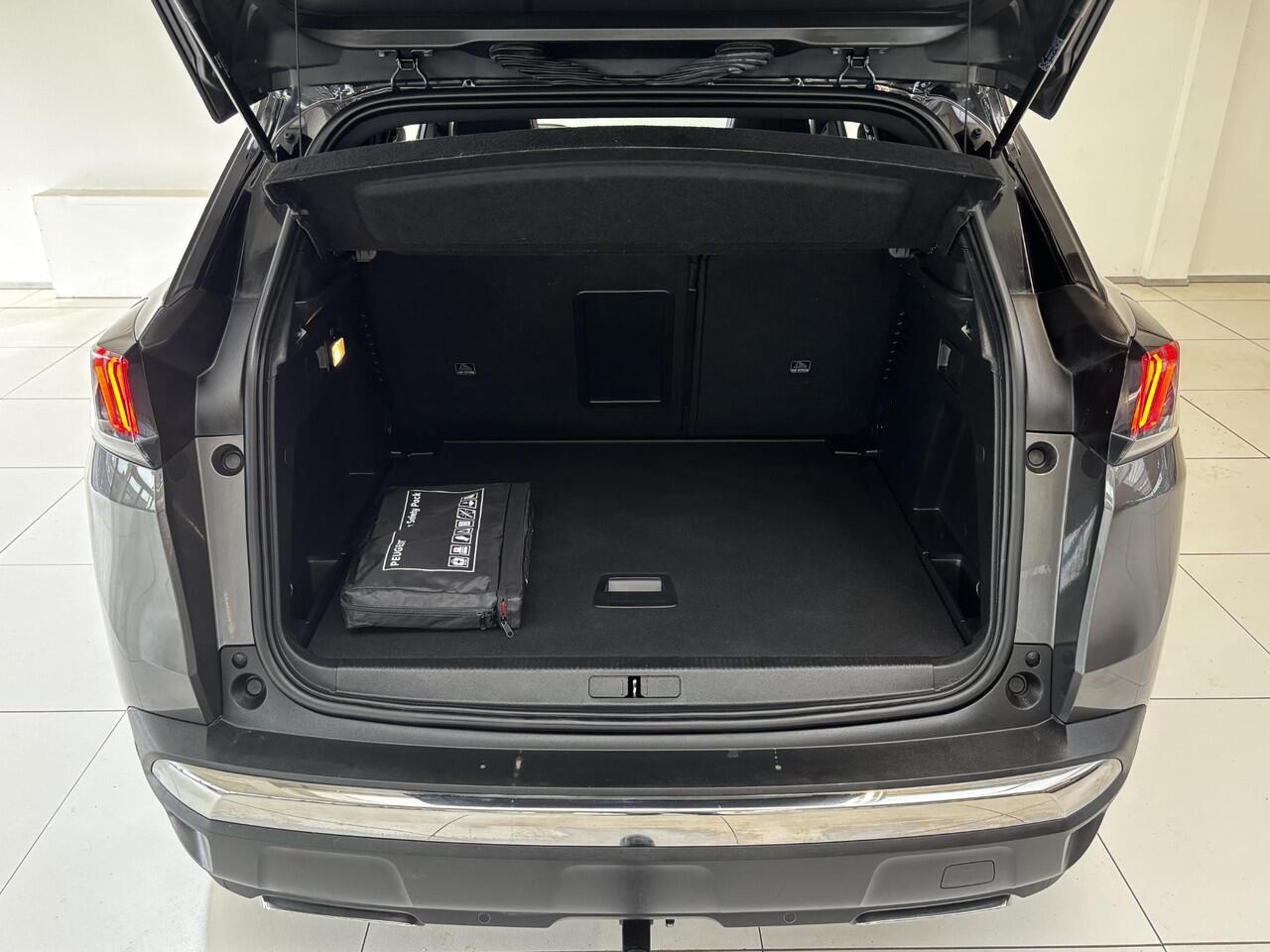 Peugeot 3008 1.2 PureTech GT Panoramadak | Navigatie | Trekhaak | Achteruitrijcamera