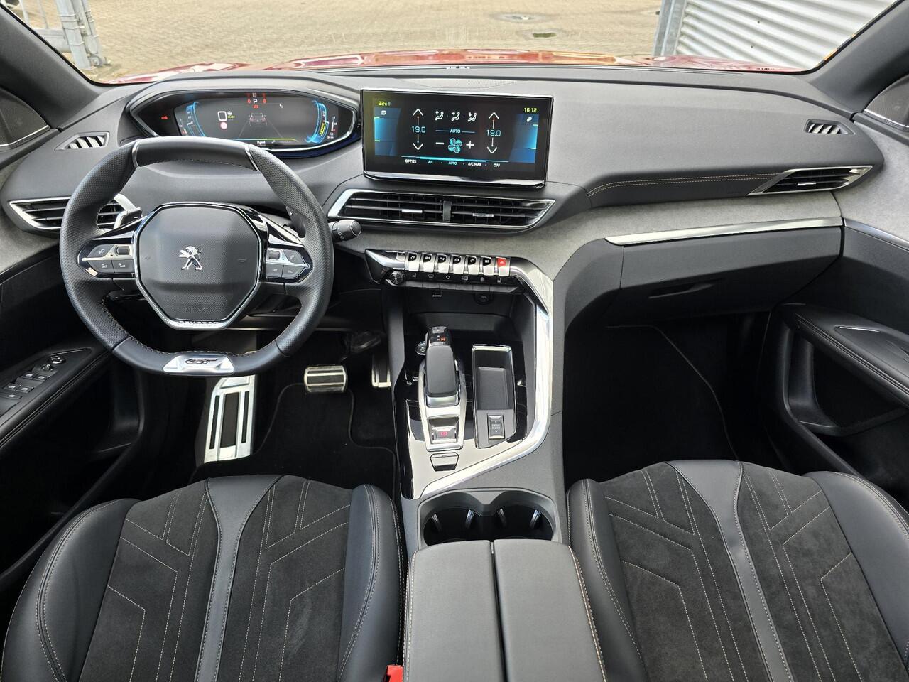 Peugeot 3008 GT Pack 1.6 Hybrid4 PHEV 300pk e-EAT8 | SCHUIF/KANTELDAK | NIGHTVISION | FOCAL HIFI | HANDSFREE A.KLEP | STOELVERW. | KEYLESS ENTRY