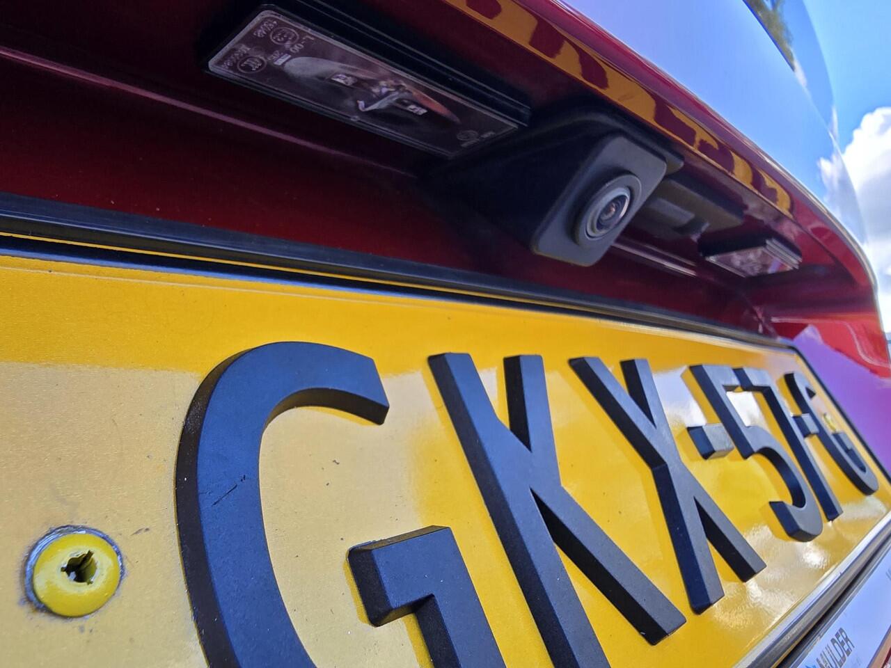 Peugeot 3008 GT Pack 1.6 Hybrid4 PHEV 300pk e-EAT8 | SCHUIF/KANTELDAK | NIGHTVISION | FOCAL HIFI | HANDSFREE A.KLEP | STOELVERW. | KEYLESS ENTRY