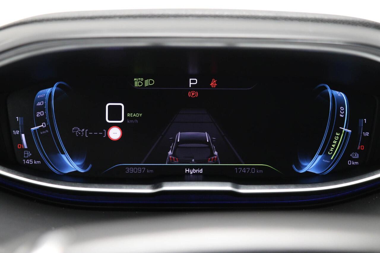 Peugeot 3008 1.6 HYbrid4 300 GT | PANORAMADAK | STOELVERWARMING | DAB | APPLE | CAMERA