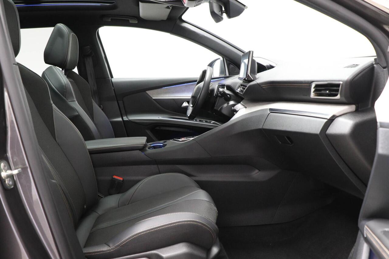 Peugeot 3008 1.6 HYbrid4 300 GT | PANORAMADAK | STOELVERWARMING | DAB | APPLE | CAMERA