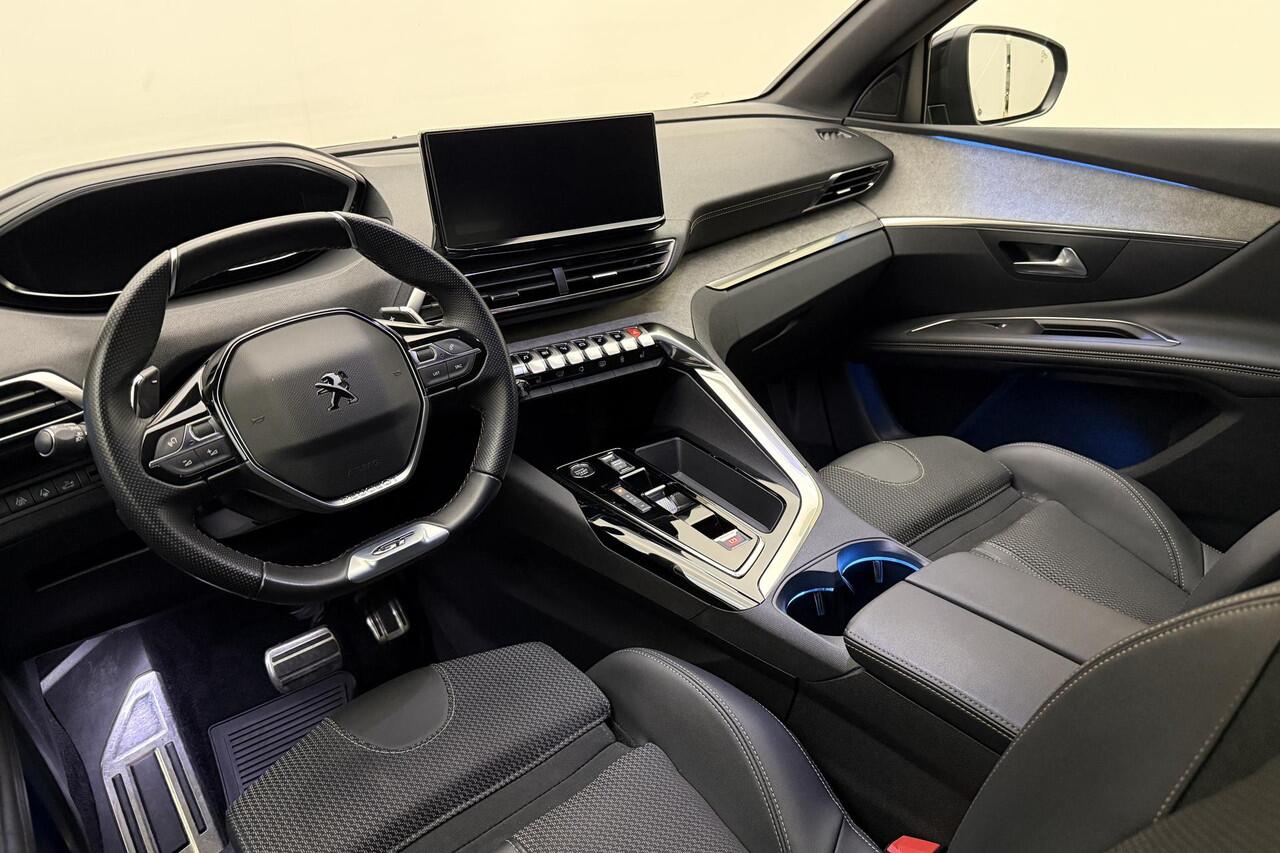 Peugeot 3008 1.2 PureTech GT 130 PK automaat | Black Pack | stoelverwarming | AGR stoelen | Trekhaak |