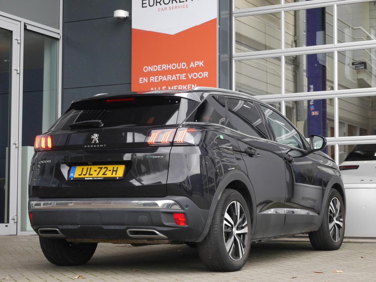 Peugeot 3008 1.6 HYbrid4 300 GT | 300PK | 4 wielaandrijving | Panoramadak | Achteruitrijcamera | Led verlichting | 18 inch lichtmetalen velgen | Keyless entry en start