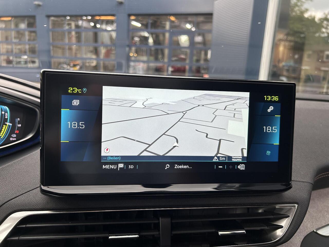 Peugeot 3008 1.6 HYbrid 225 GT |Trekhaak afn kogel| Automaat | Panorama Schuif-/Kanteldak | Navigatie | Camera | Adaptieve Cruise Control | Hoge Zitpositie | Climate Control | LED Verlichting | Keyless Entry | Dode Hoek Detectie |