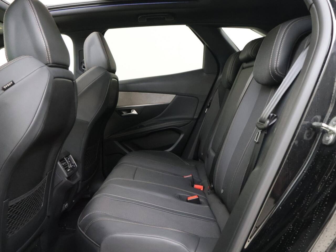 Peugeot 3008 1.6 Plug-In Hybrid HY4 300PK GT Pack 4WD SOH 100%! Panoramadak