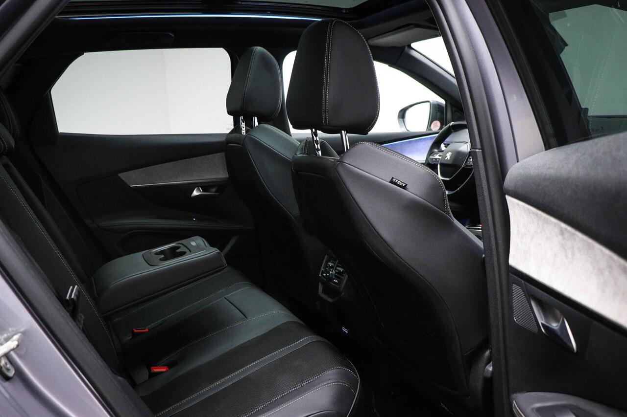 Peugeot 3008 1.6 HYbrid 225 GT | PANORAMADAK | DAB | APPLE | CAMERA